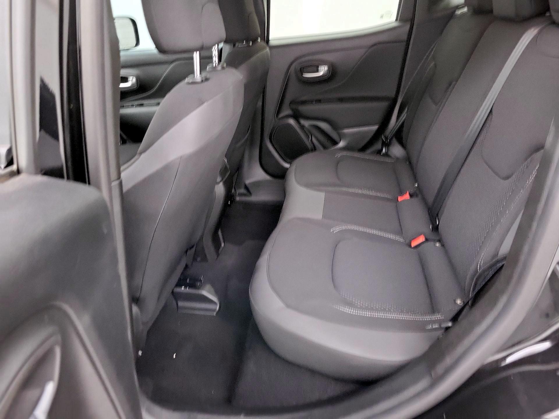 Thumbnail: 2023 Jeep Renegade - 20