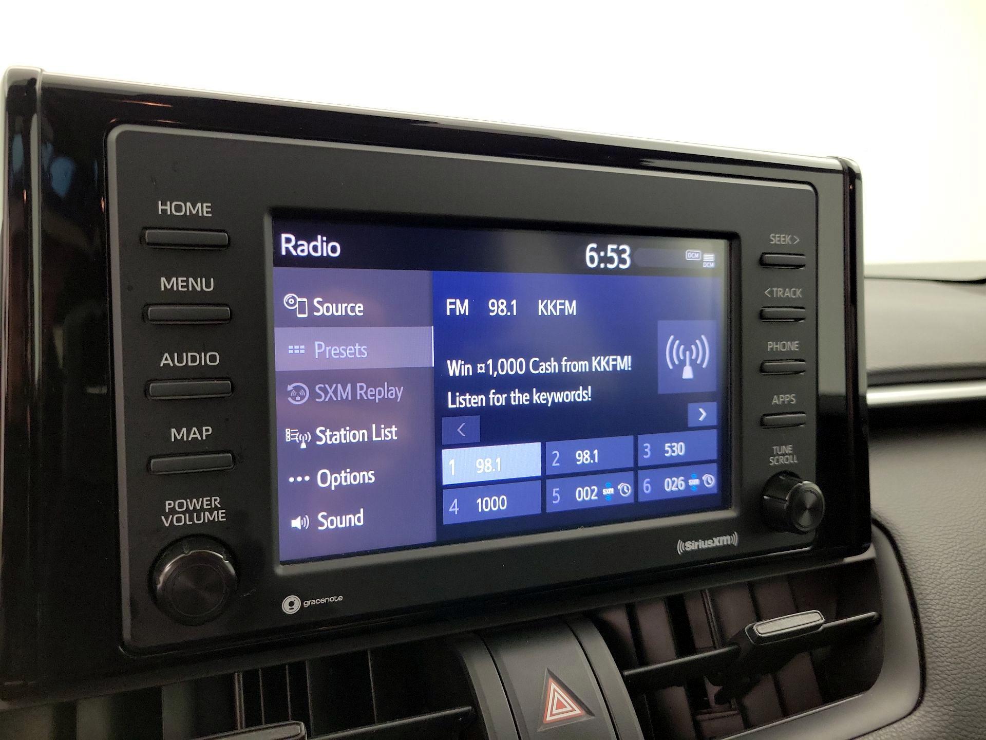 Thumbnail: 2020 Toyota RAV4 - 15