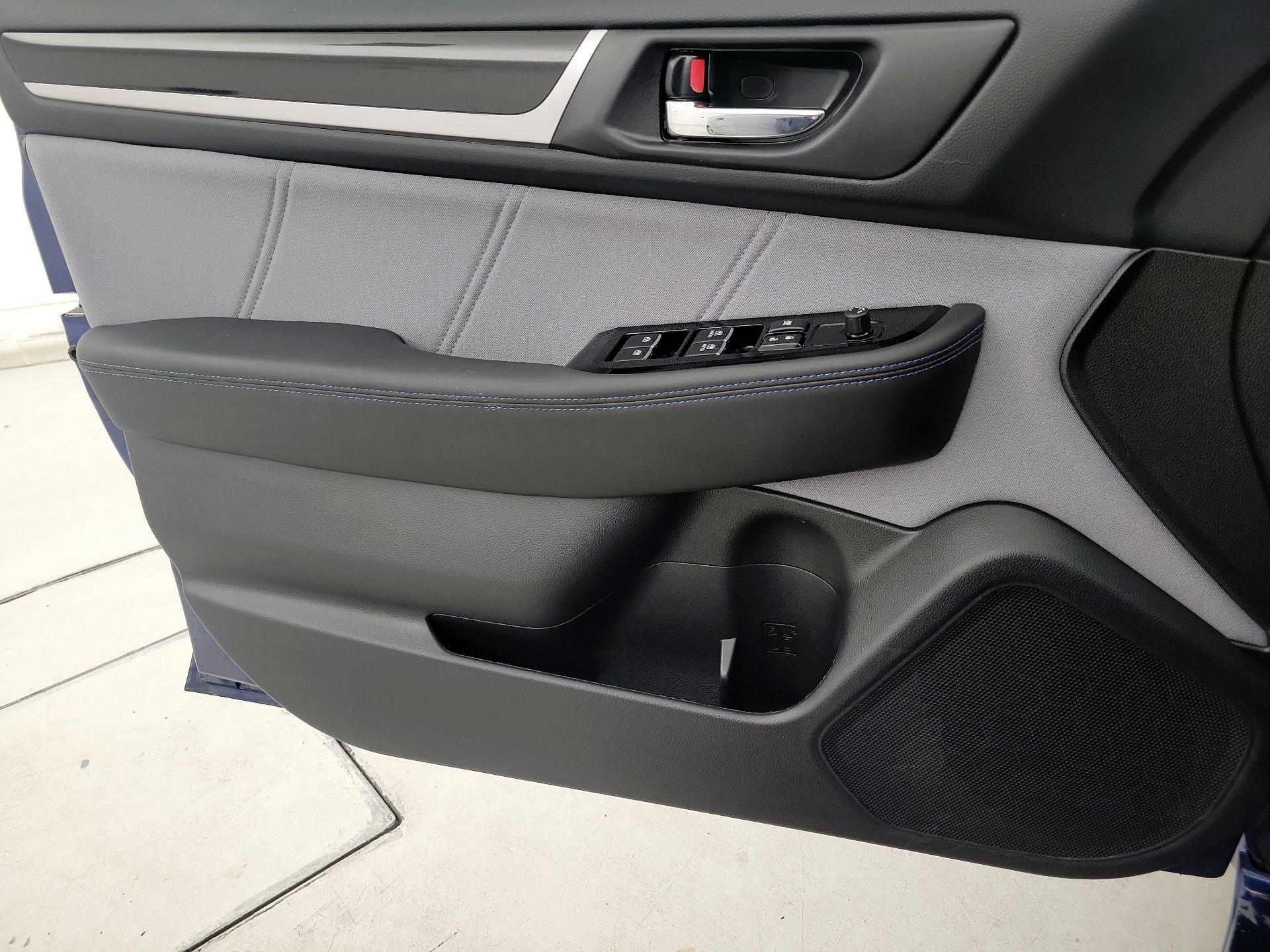 Thumbnail: 2017 Subaru Legacy - 12