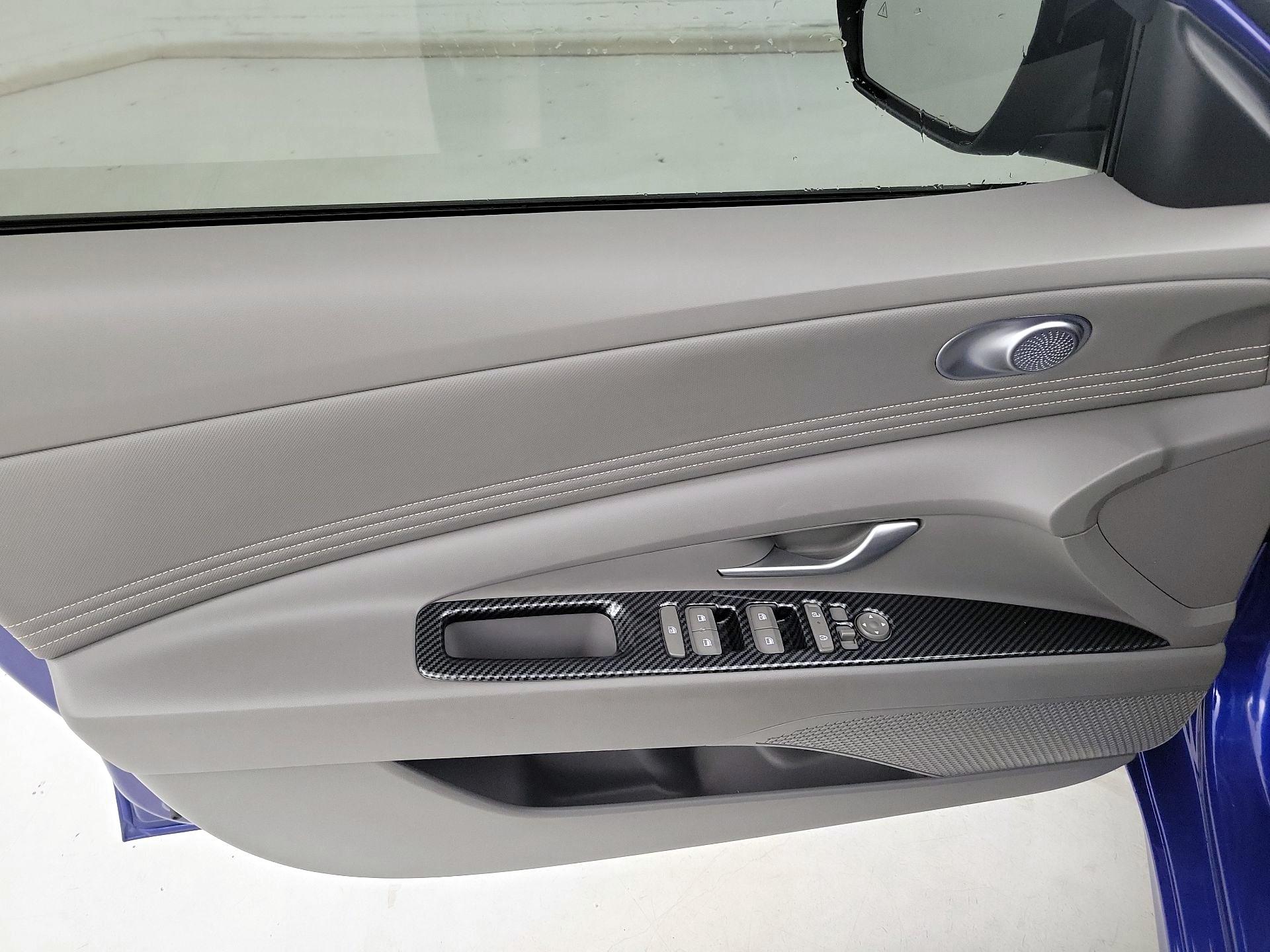 Thumbnail: 2024 Hyundai Elantra - 12