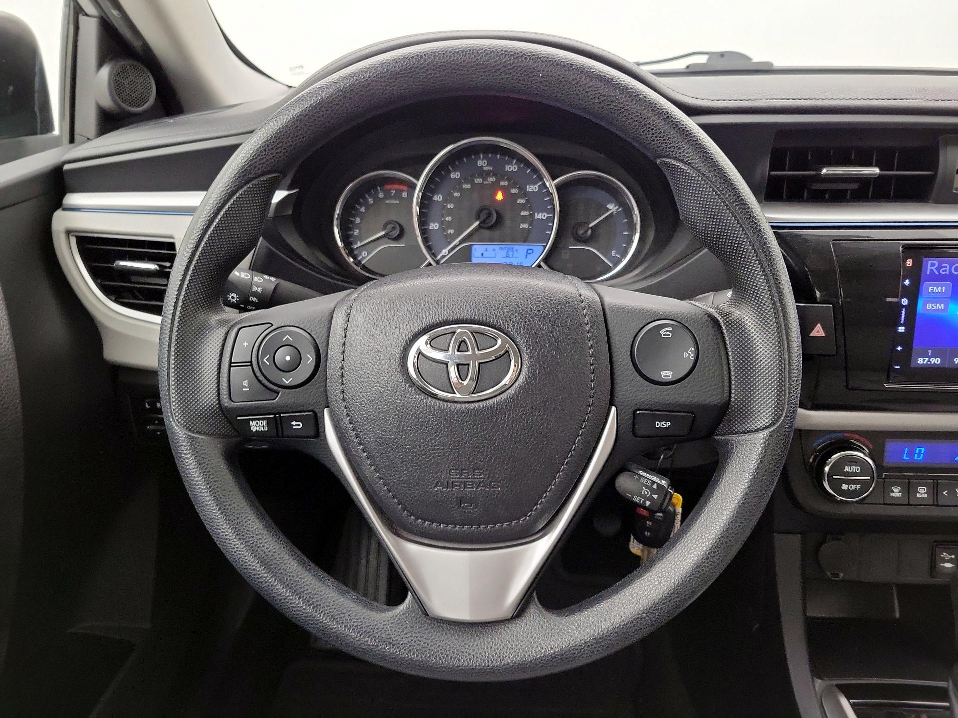 Thumbnail: 2015 Toyota Corolla - 10