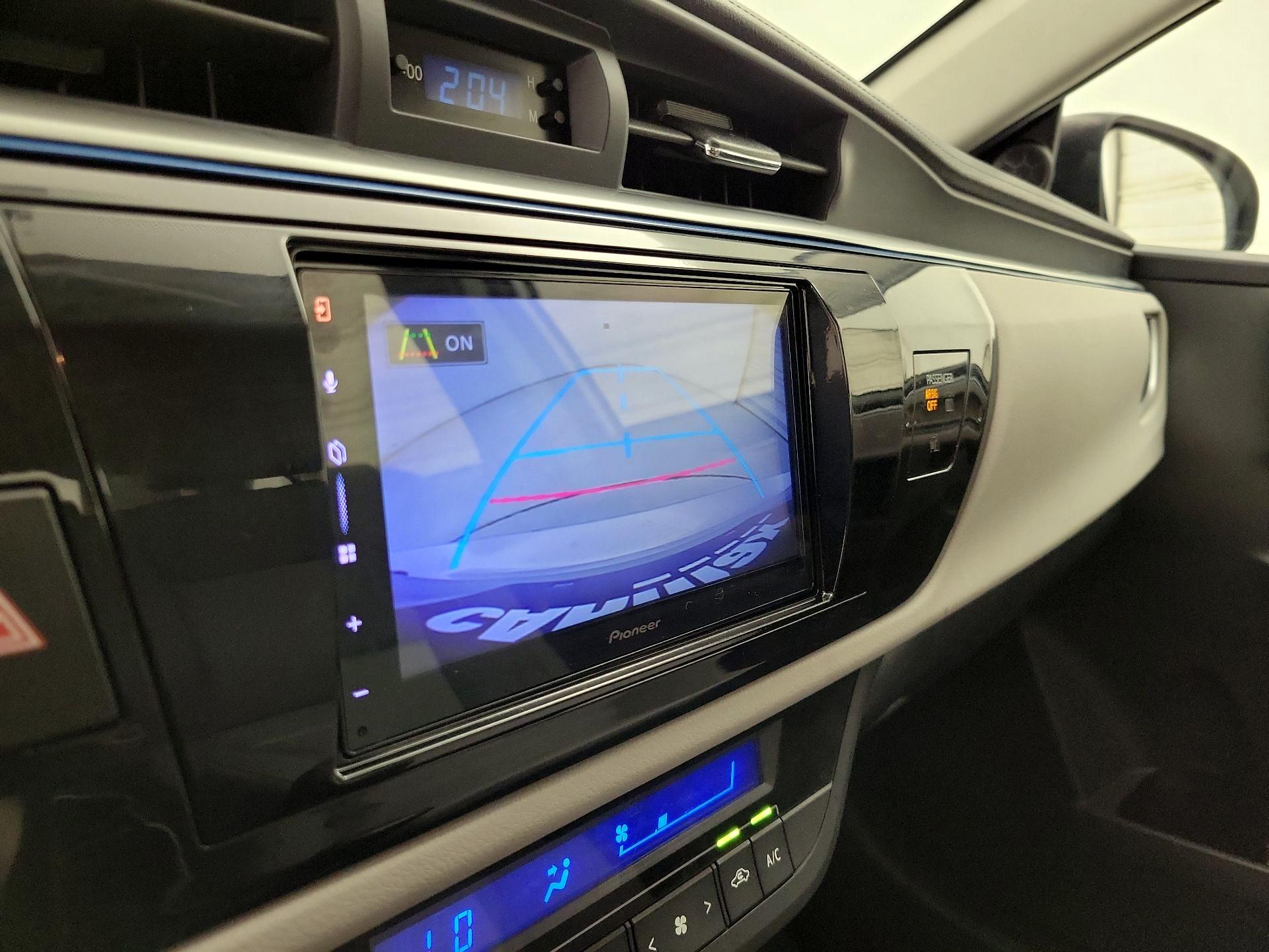 Thumbnail: 2015 Toyota Corolla - 14