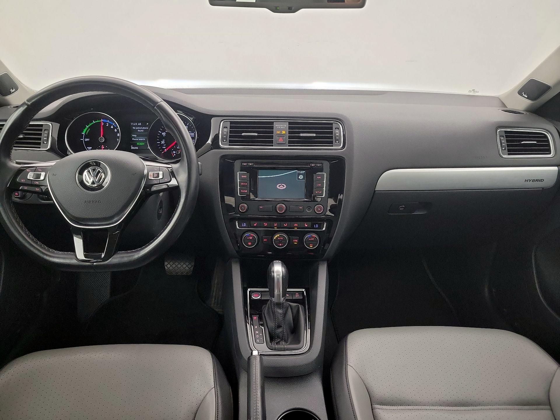 Thumbnail: 2015 Volkswagen Jetta - 9