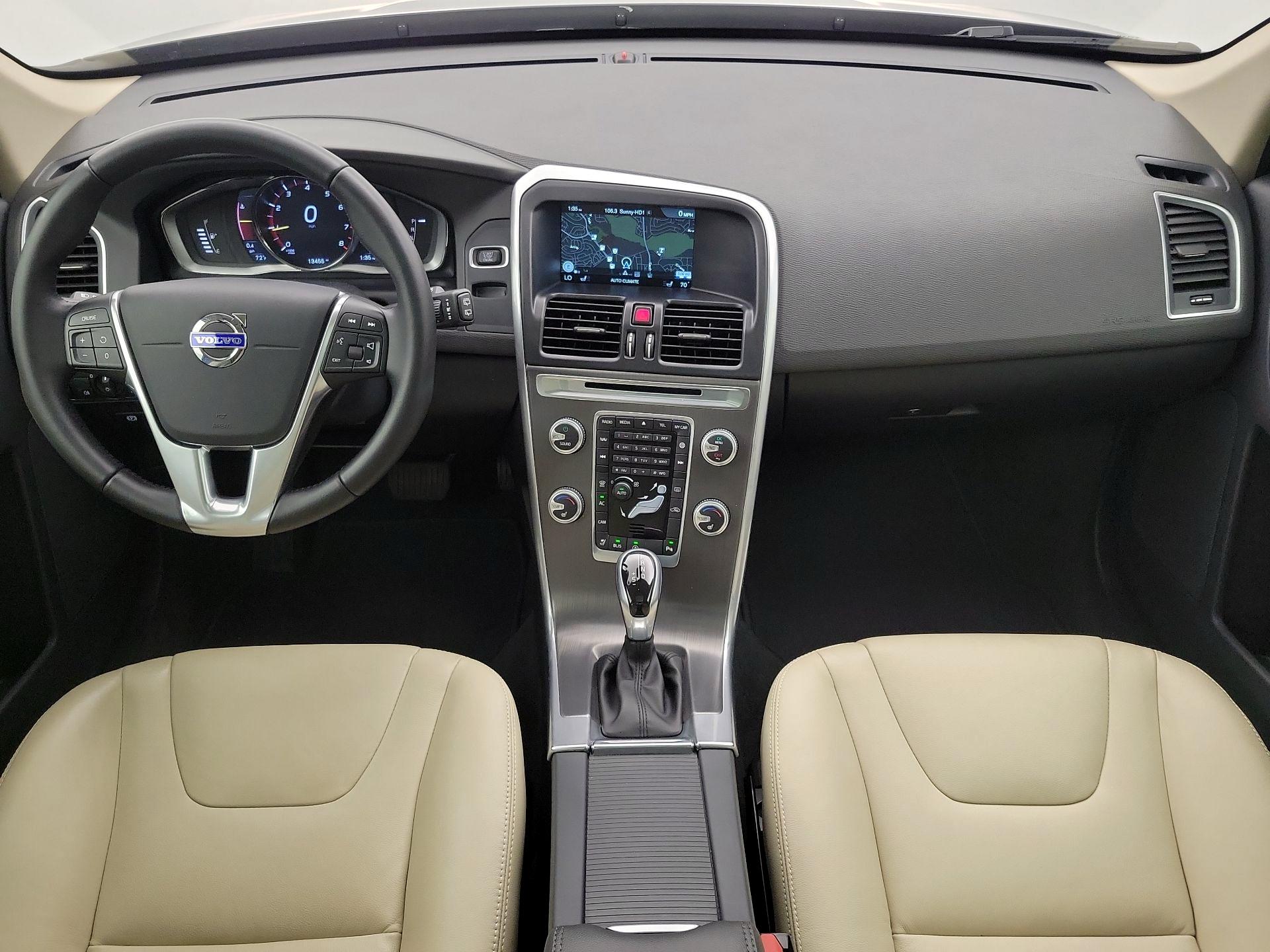 Thumbnail: 2016 Volvo XC60 - 9