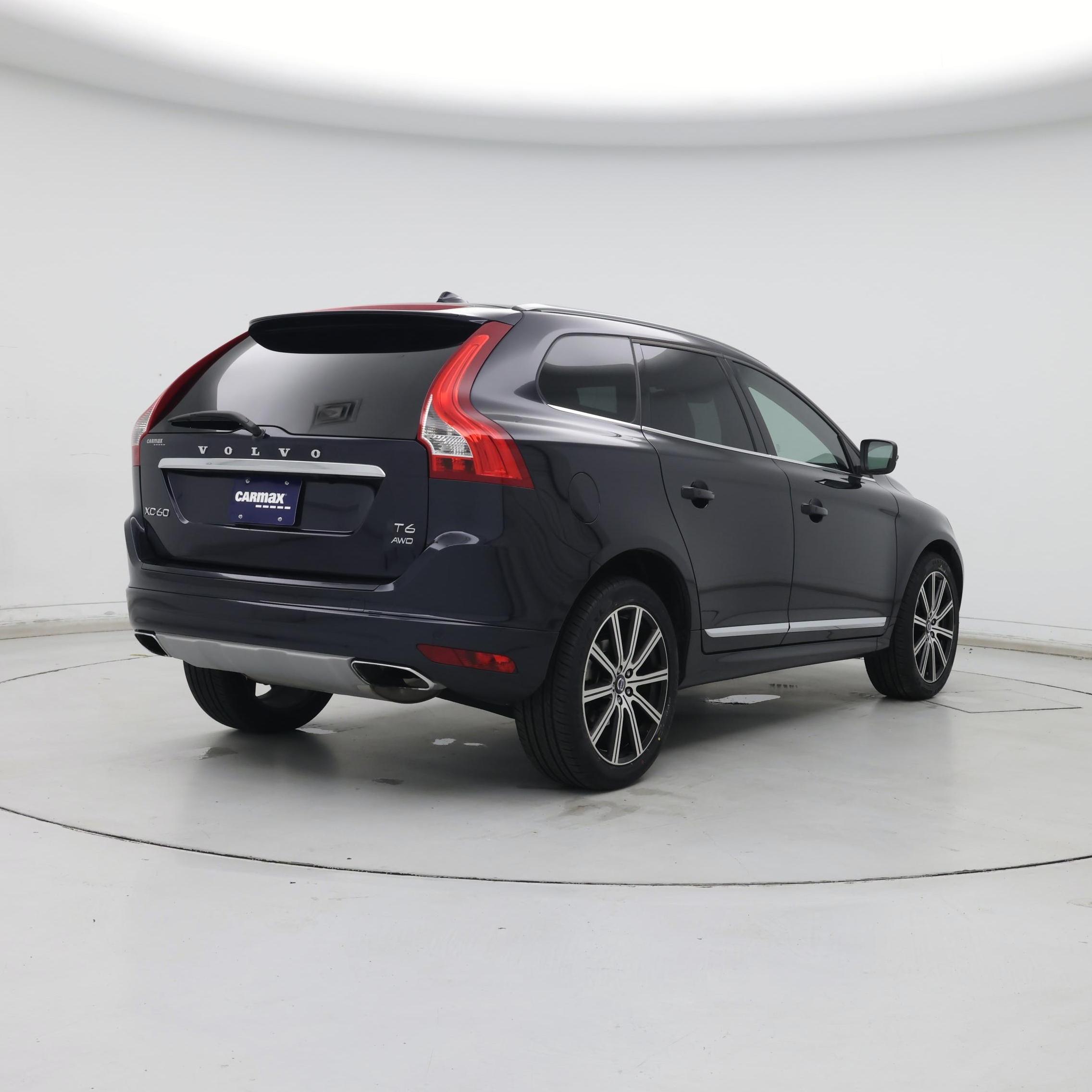 Thumbnail: 2016 Volvo XC60 - 8