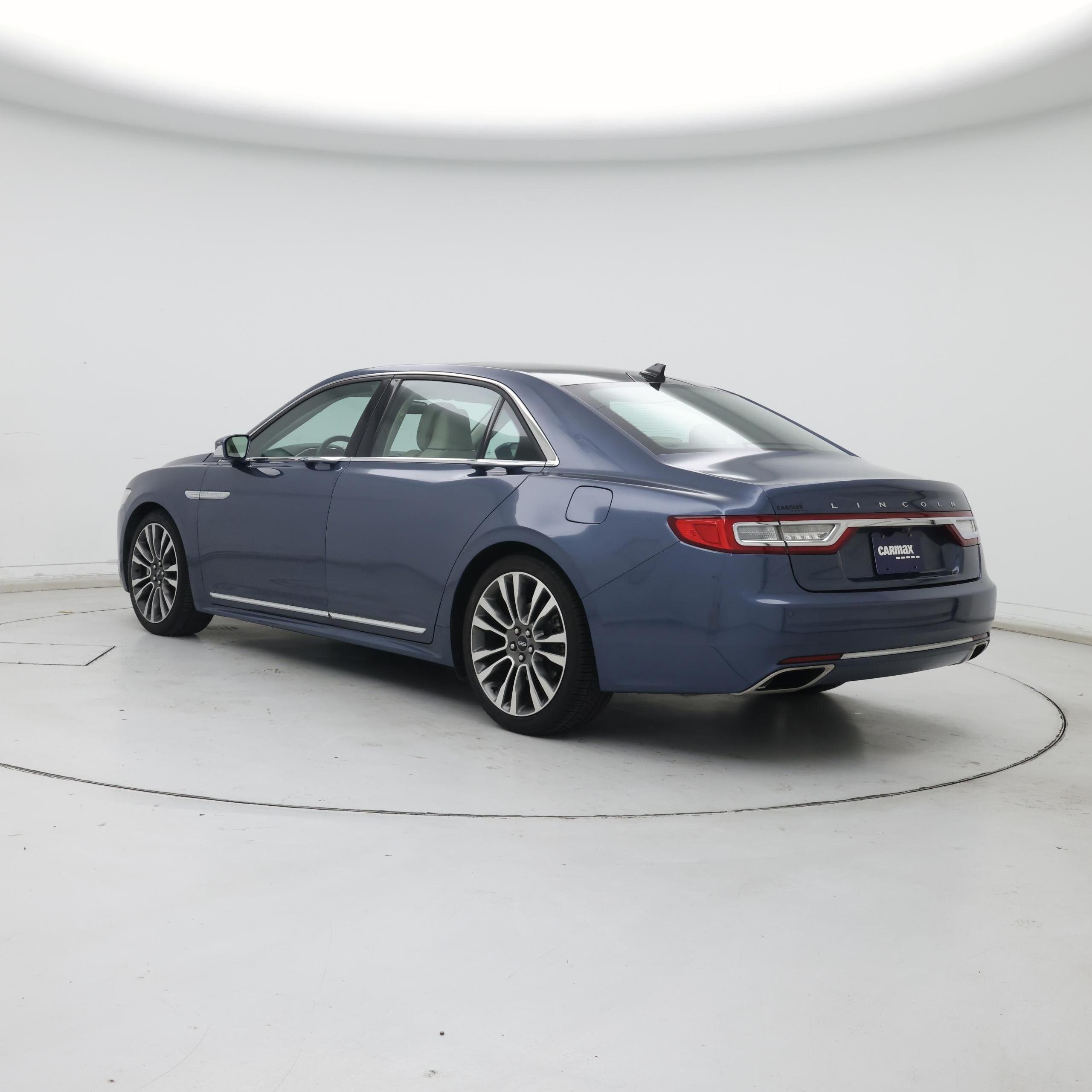 Thumbnail: 2018 Lincoln Continental - 2