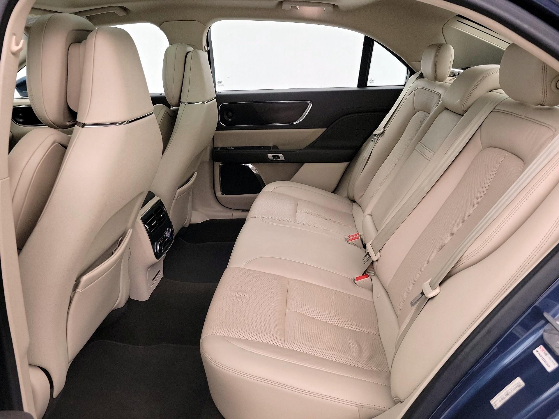 Thumbnail: 2018 Lincoln Continental - 19