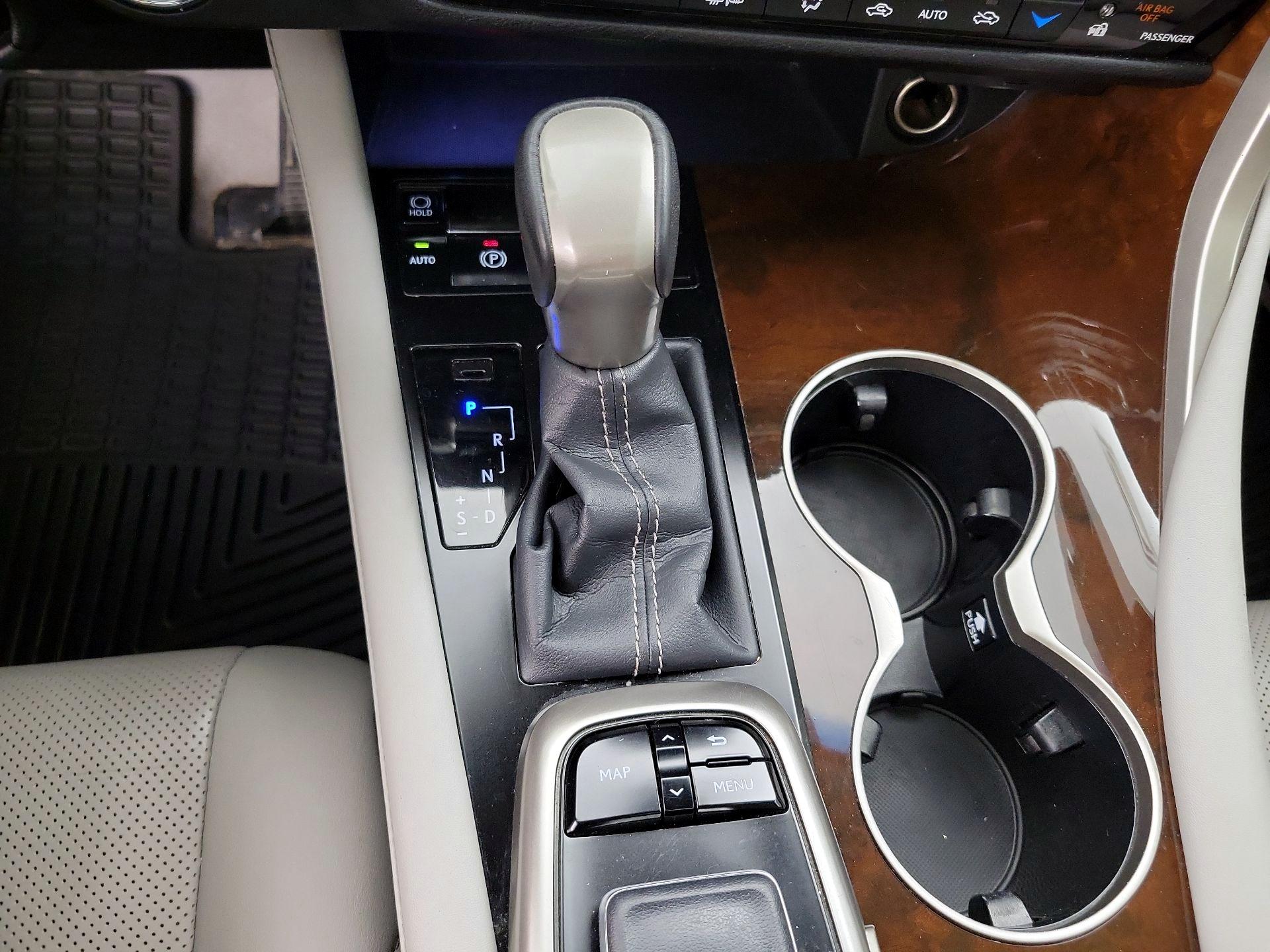 Thumbnail: 2017 Lexus RX - 17