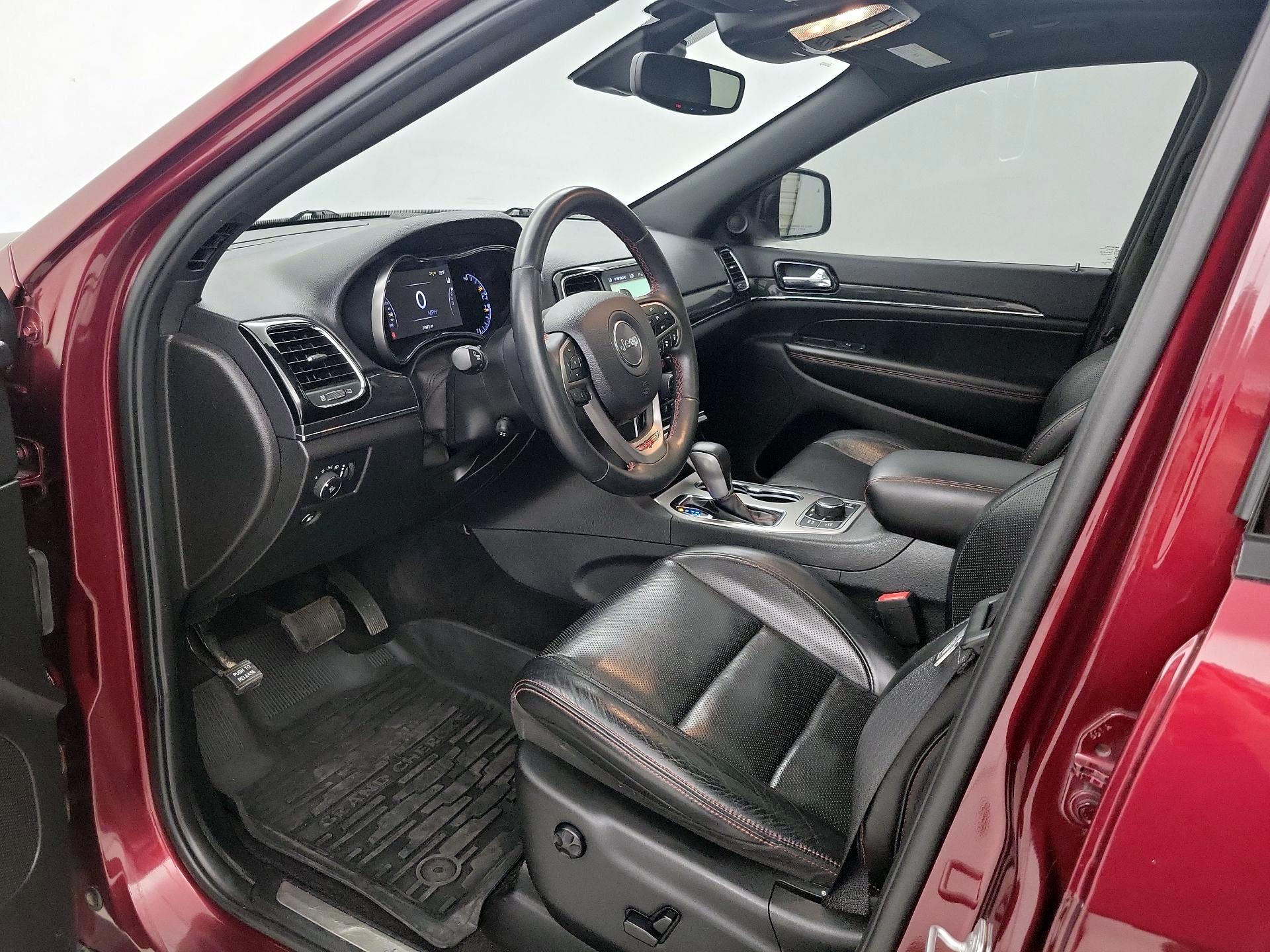 Thumbnail: 2019 Jeep Grand Cherokee - 11