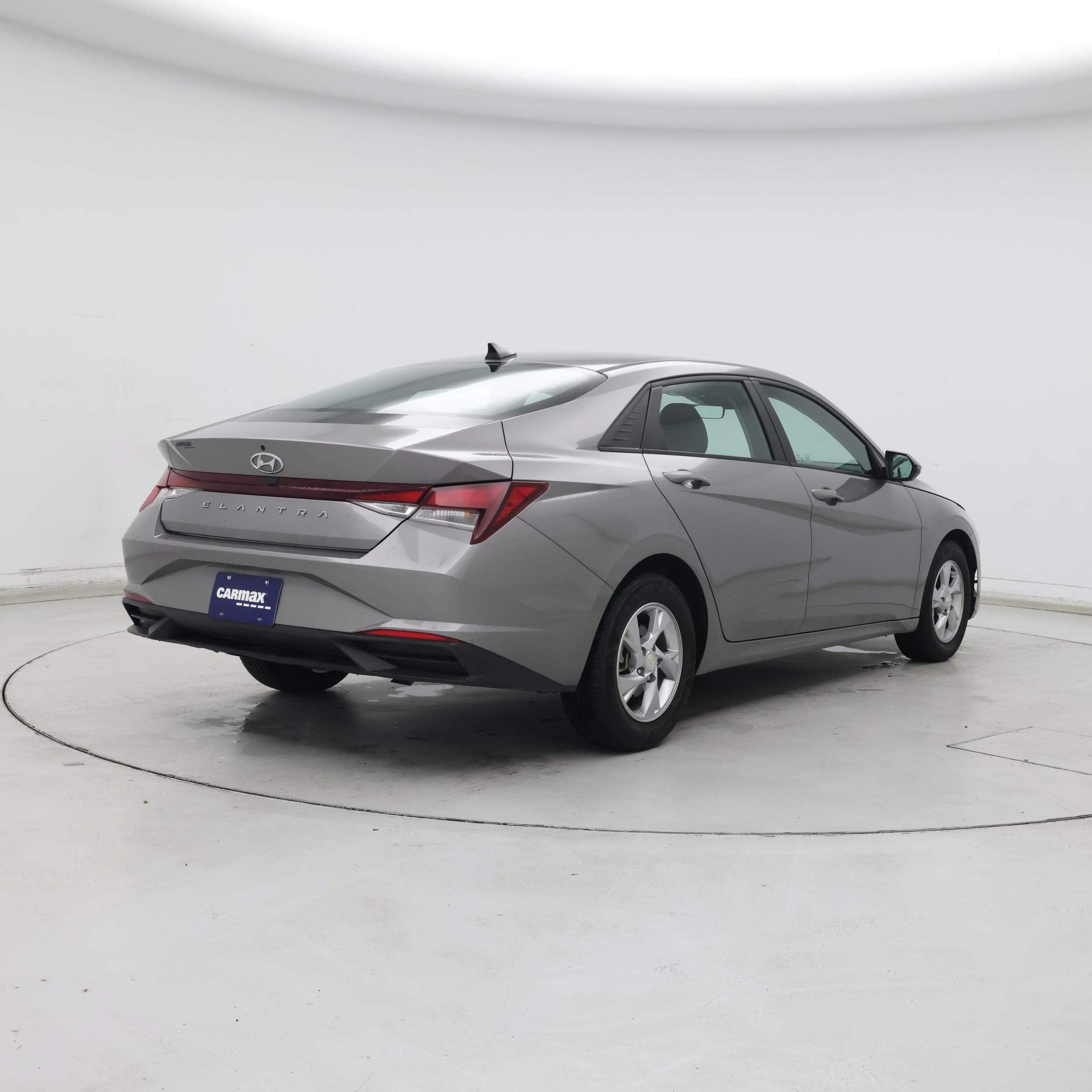 Thumbnail: 2021 Hyundai Elantra - 8