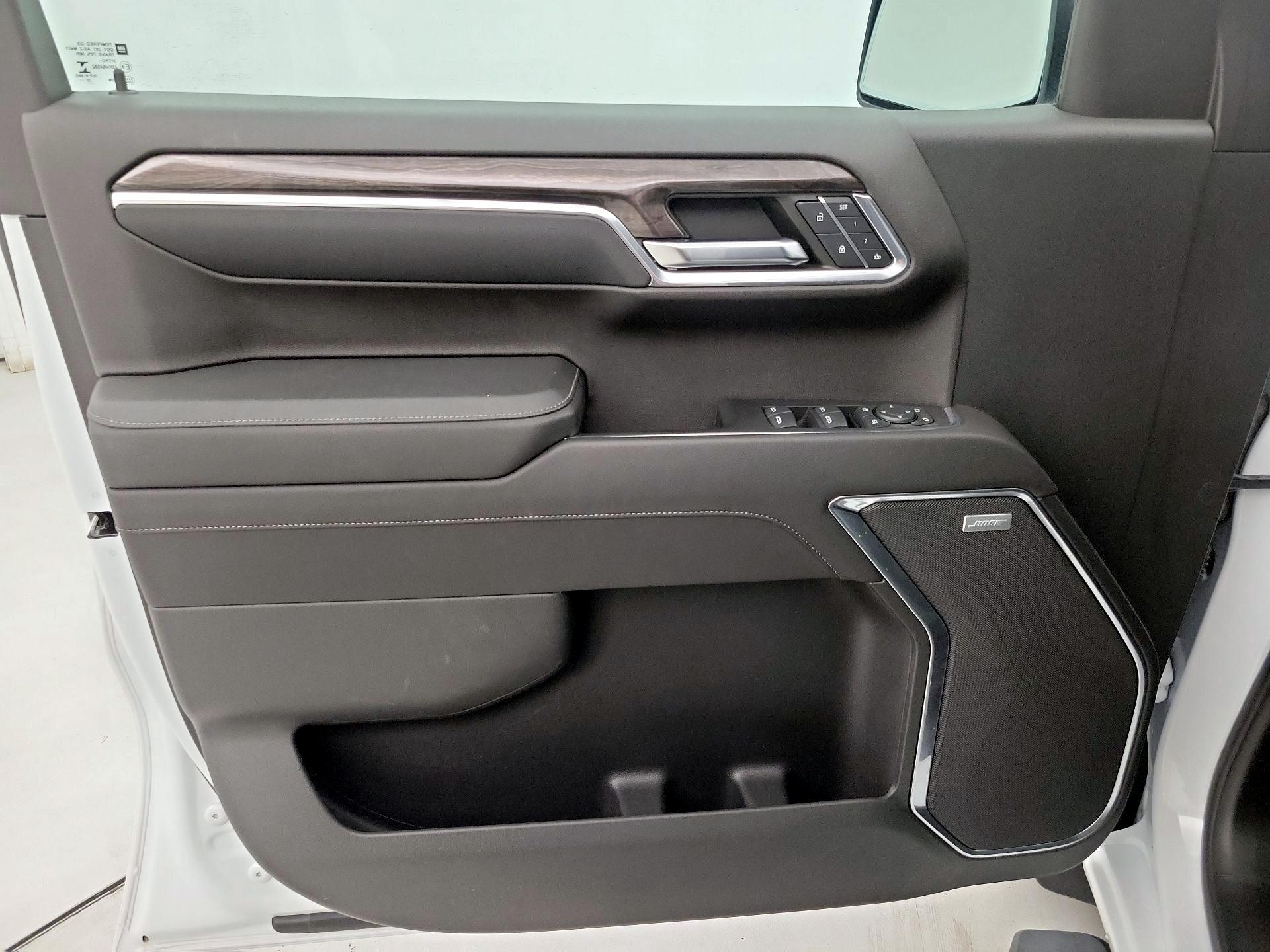 Thumbnail: 2023 Chevrolet Silverado 1500 - 12