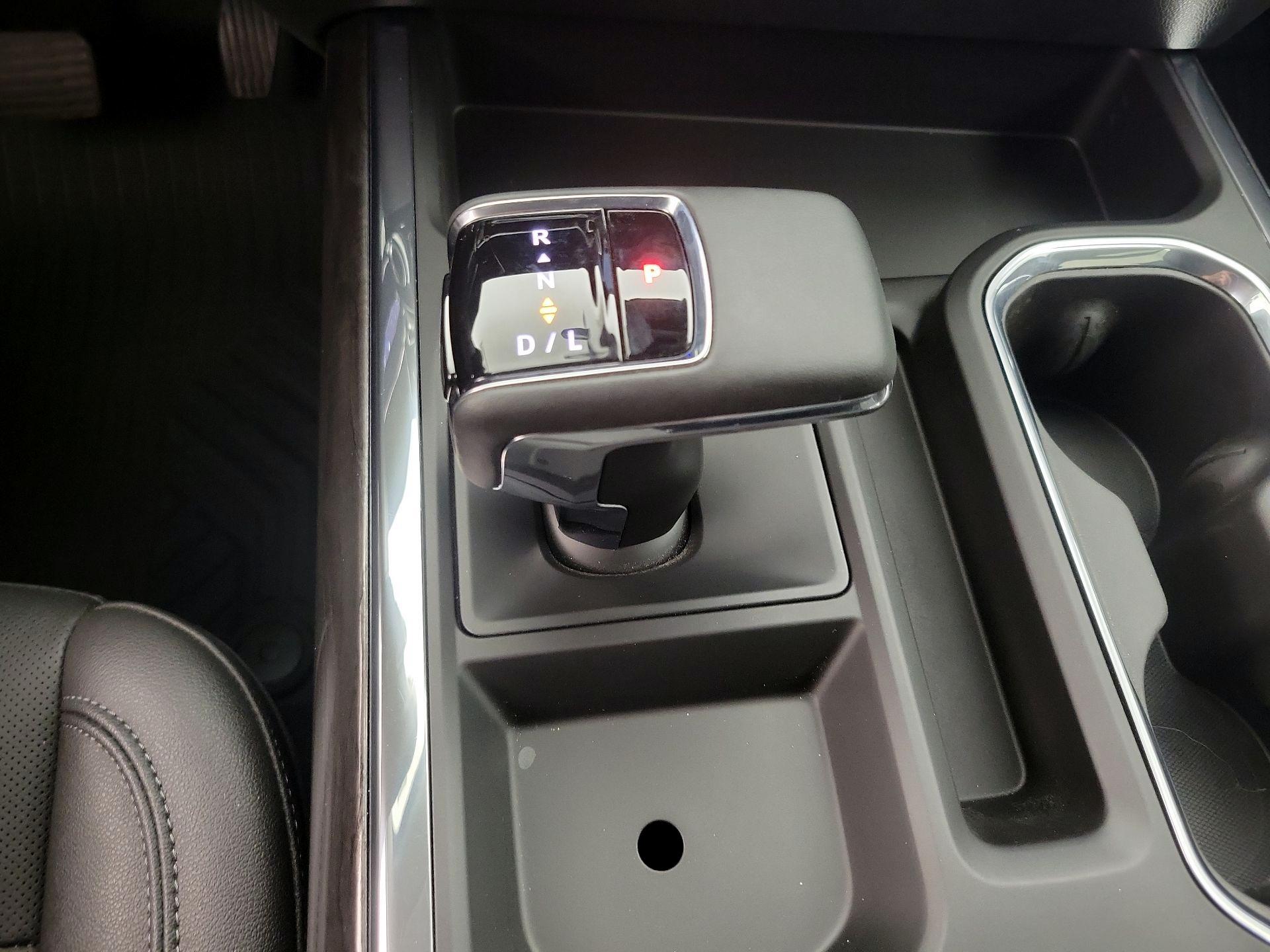 Thumbnail: 2023 Chevrolet Silverado 1500 - 17