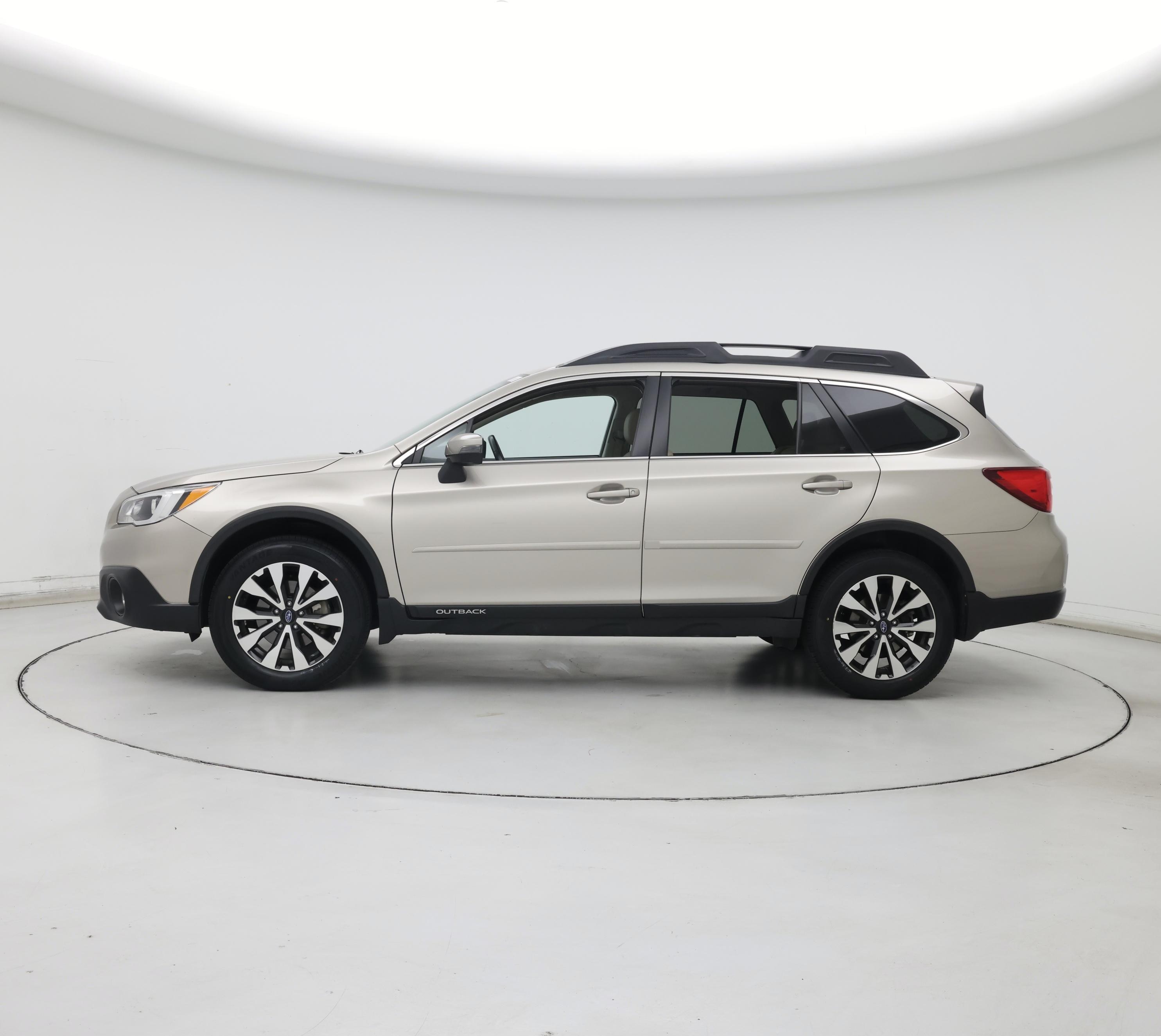 Thumbnail: 2016 Subaru Outback - 3