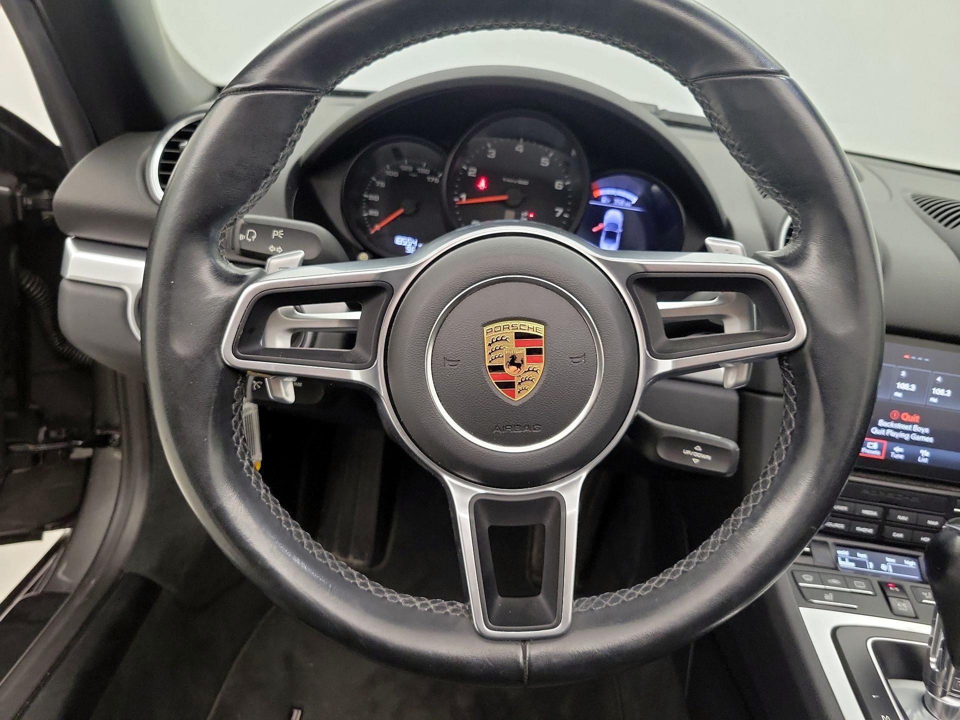 Thumbnail: 2017 Porsche 718 Boxster - 10