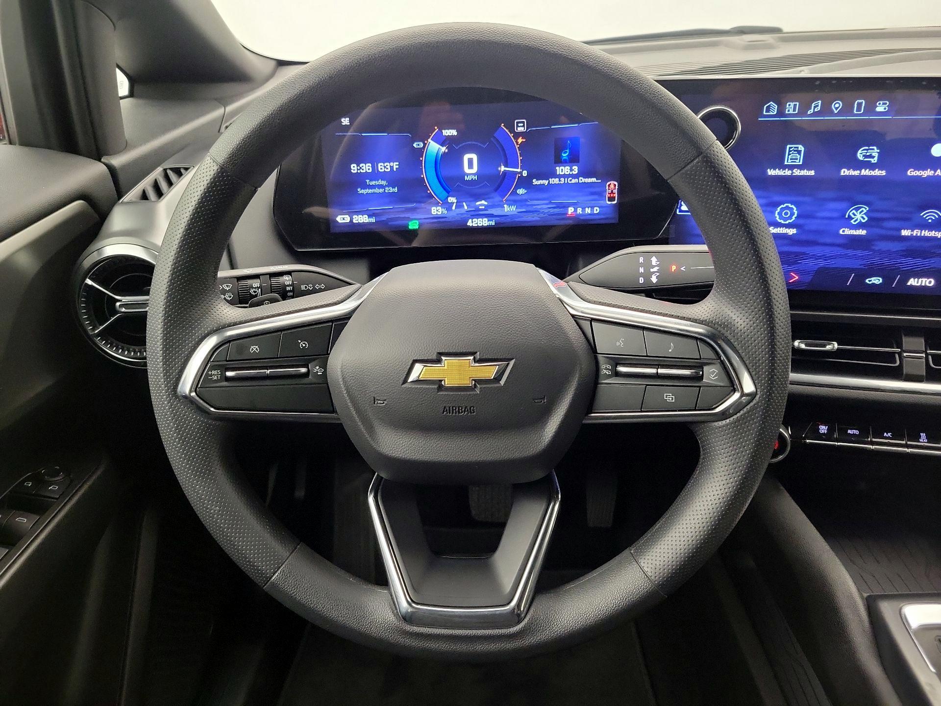 Thumbnail: 2025 Chevrolet Equinox - 10
