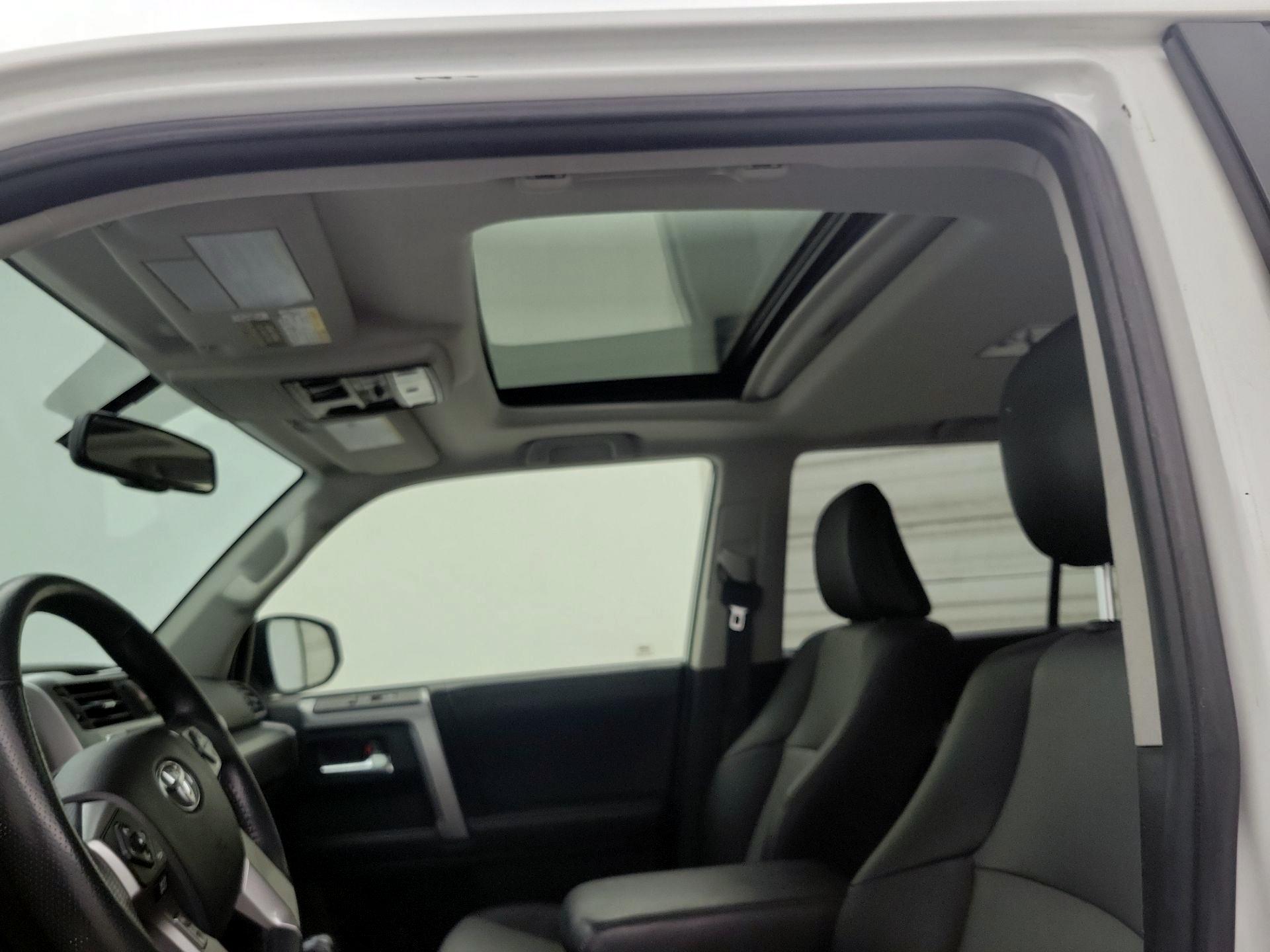 Thumbnail: 2019 Toyota 4Runner - 20