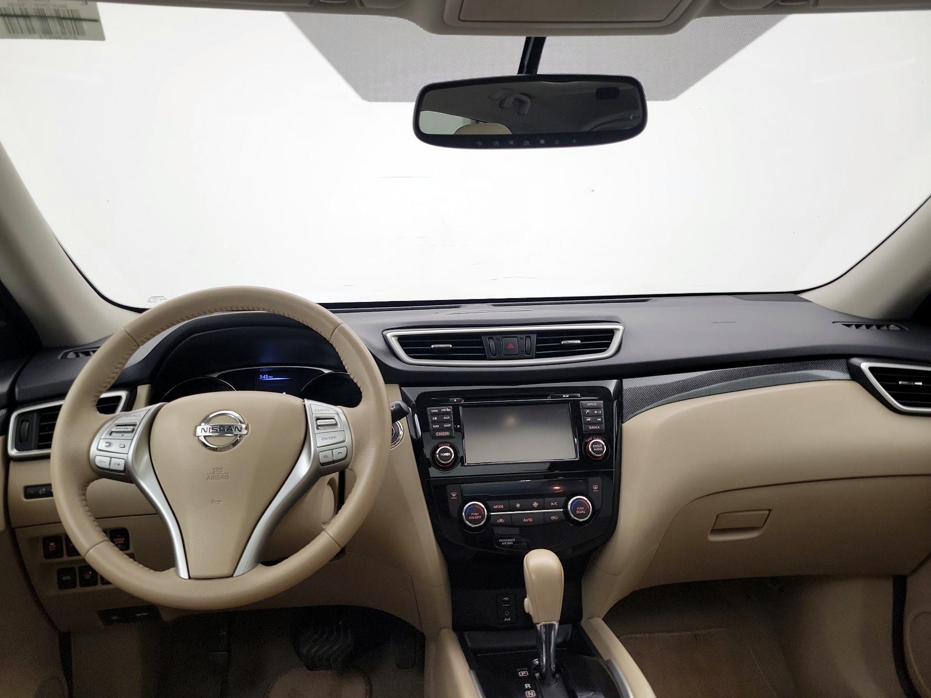 Thumbnail: 2015 Nissan Rogue - 9