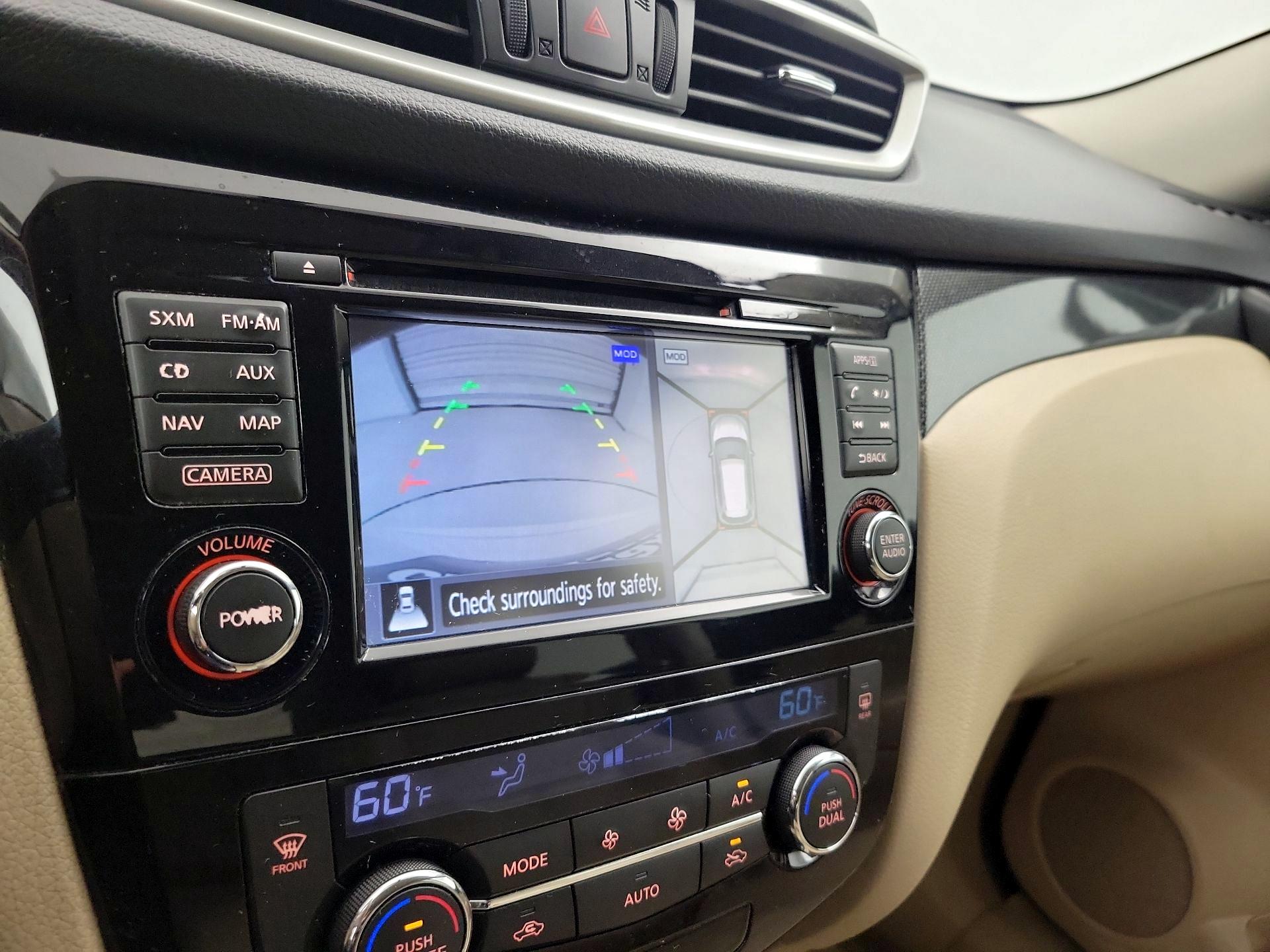 Thumbnail: 2015 Nissan Rogue - 15