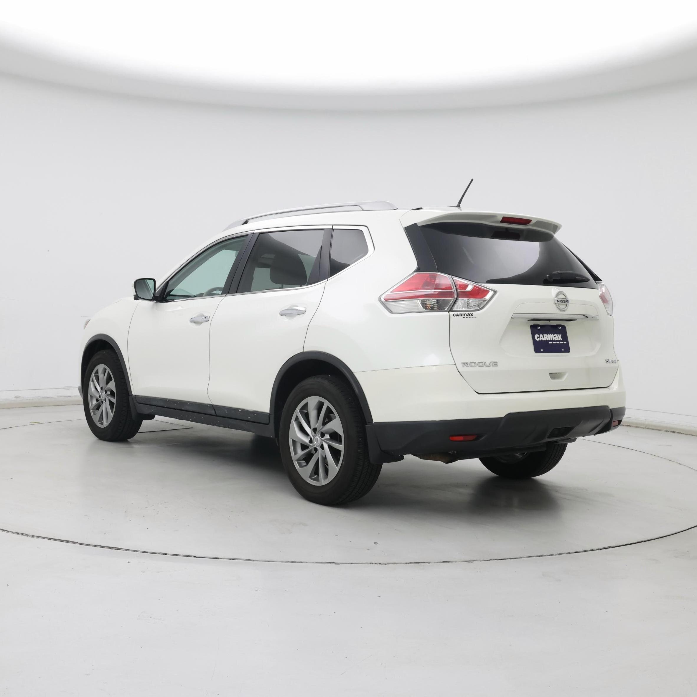 Thumbnail: 2015 Nissan Rogue - 2