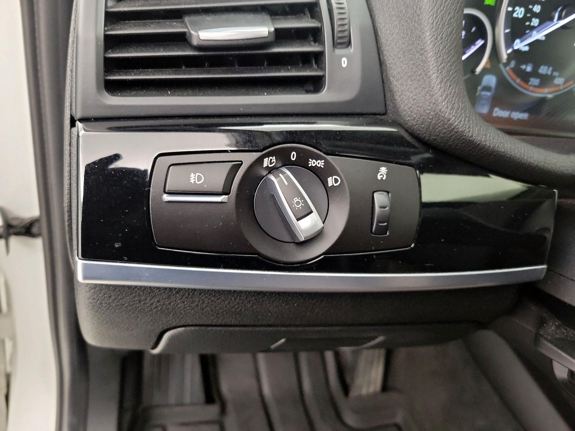 Thumbnail: 2016 BMW X3 - 13