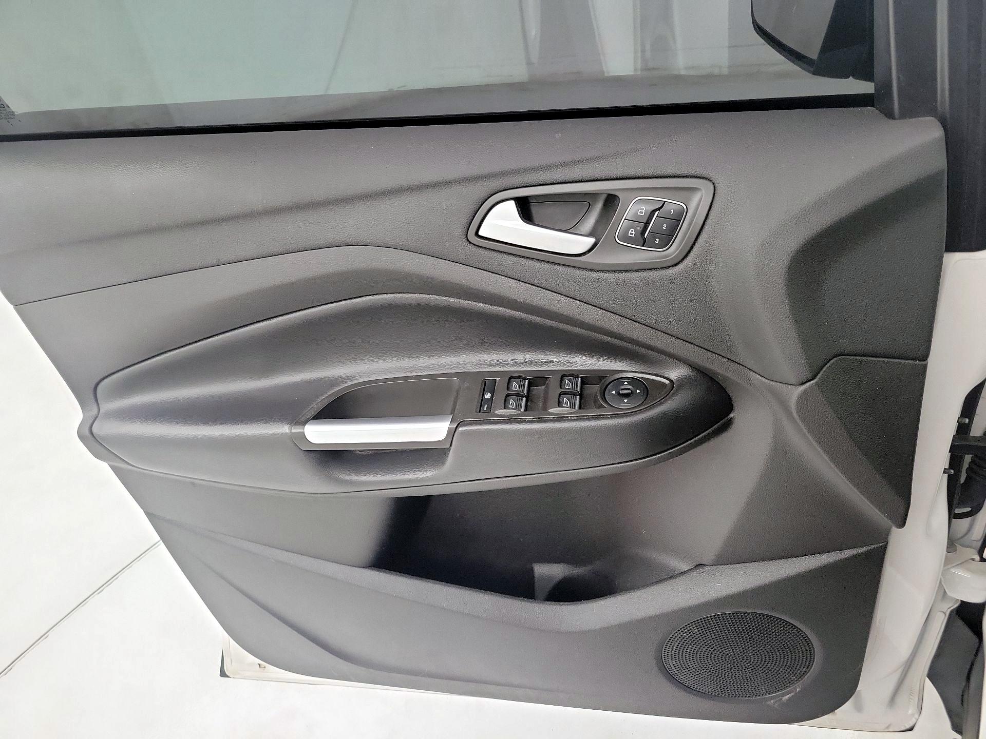 Thumbnail: 2019 Ford Escape - 12