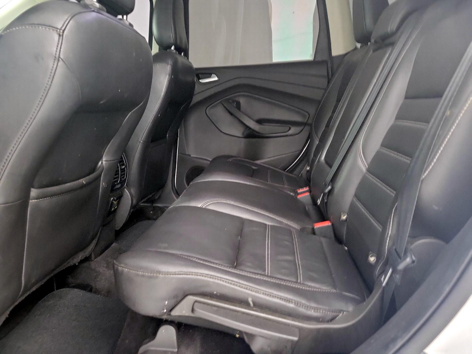 Thumbnail: 2019 Ford Escape - 20