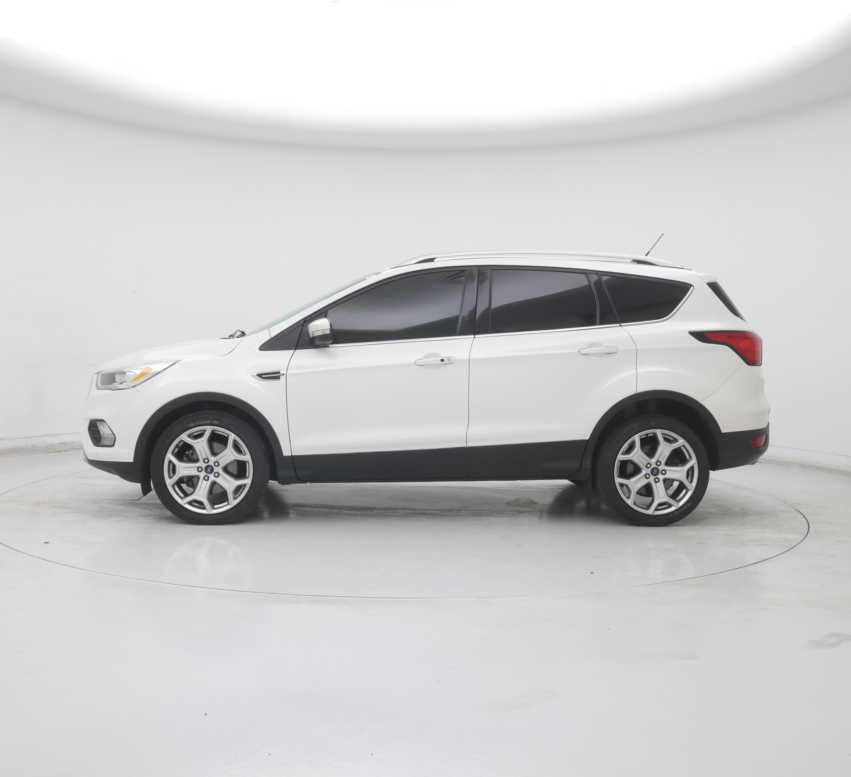 Thumbnail: 2019 Ford Escape - 3