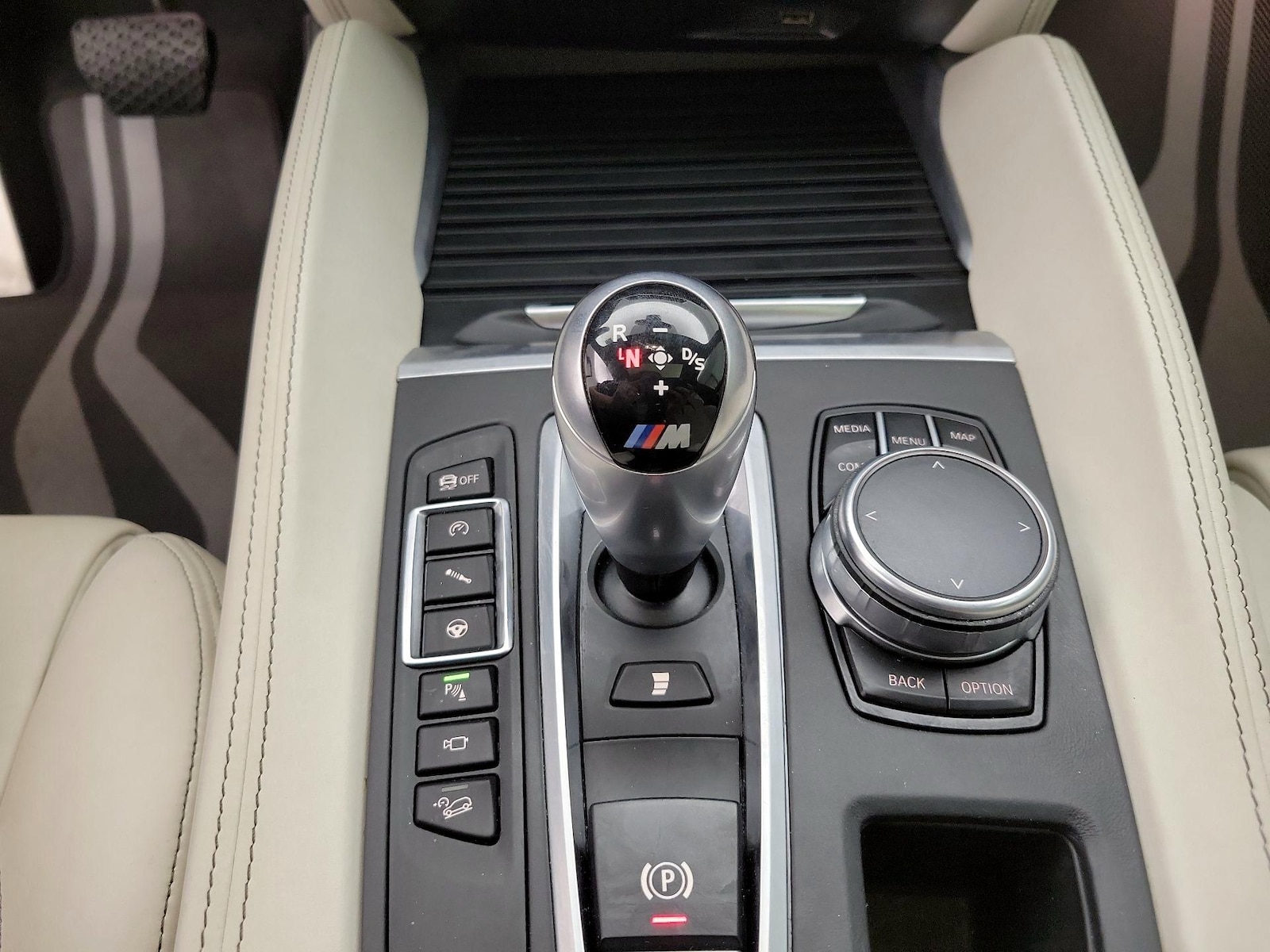 2017 BMW X6 M M - Photo 19