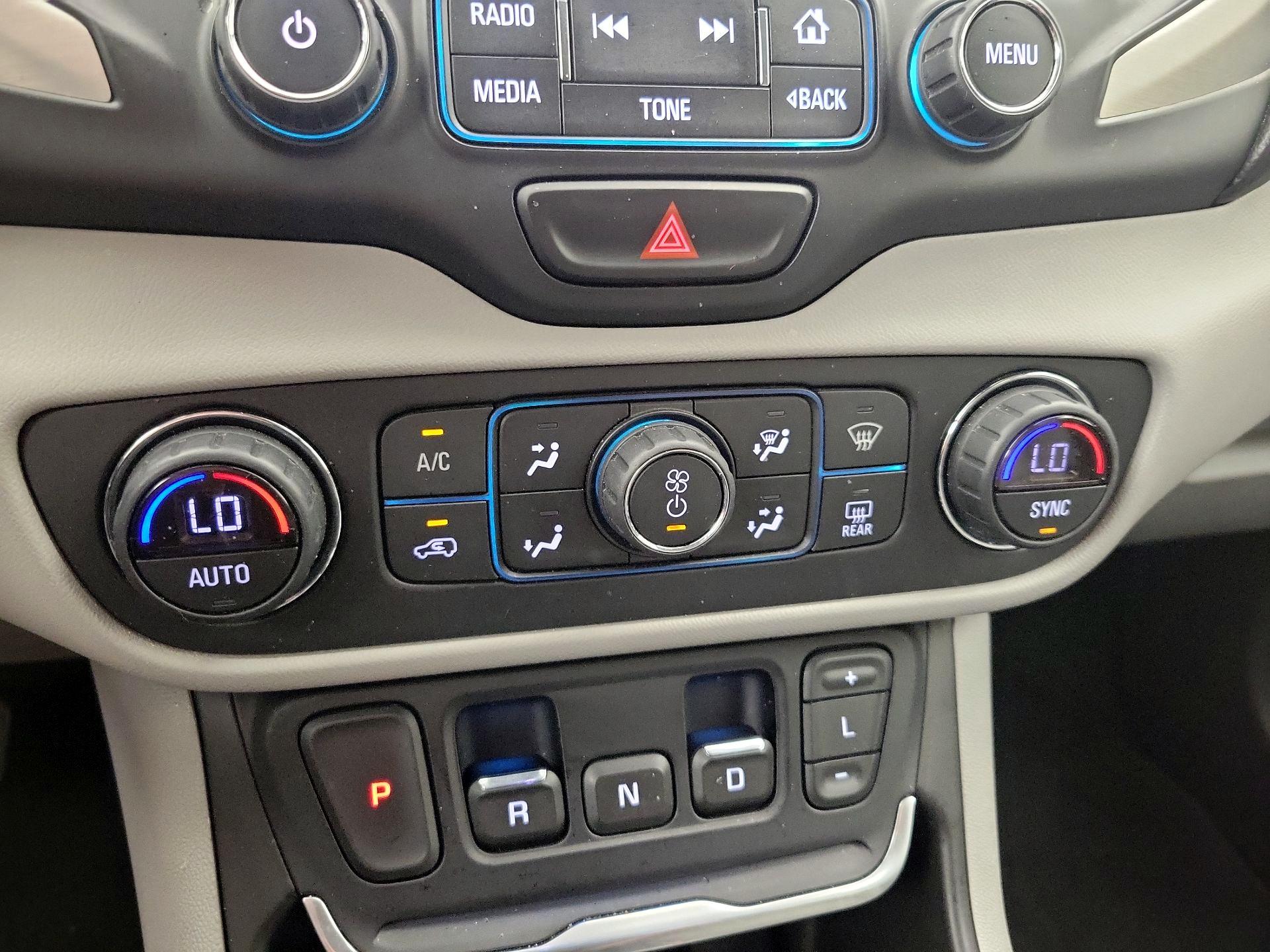 Thumbnail: 2018 GMC Terrain - 17
