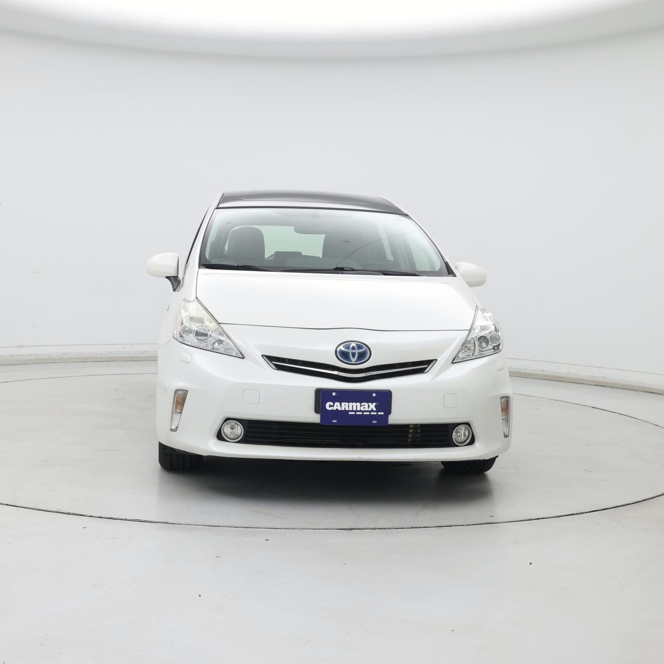 Thumbnail: 2014 Toyota Prius v - 5