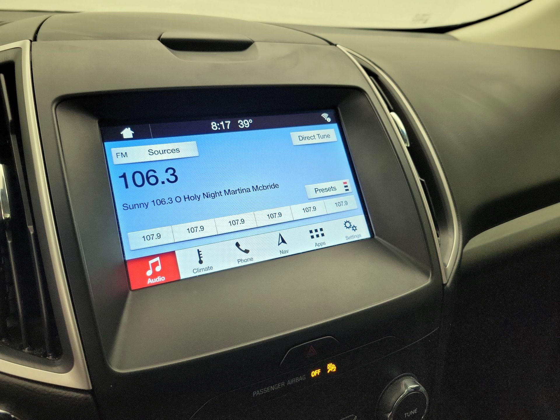 Thumbnail: 2019 Ford Edge - 16