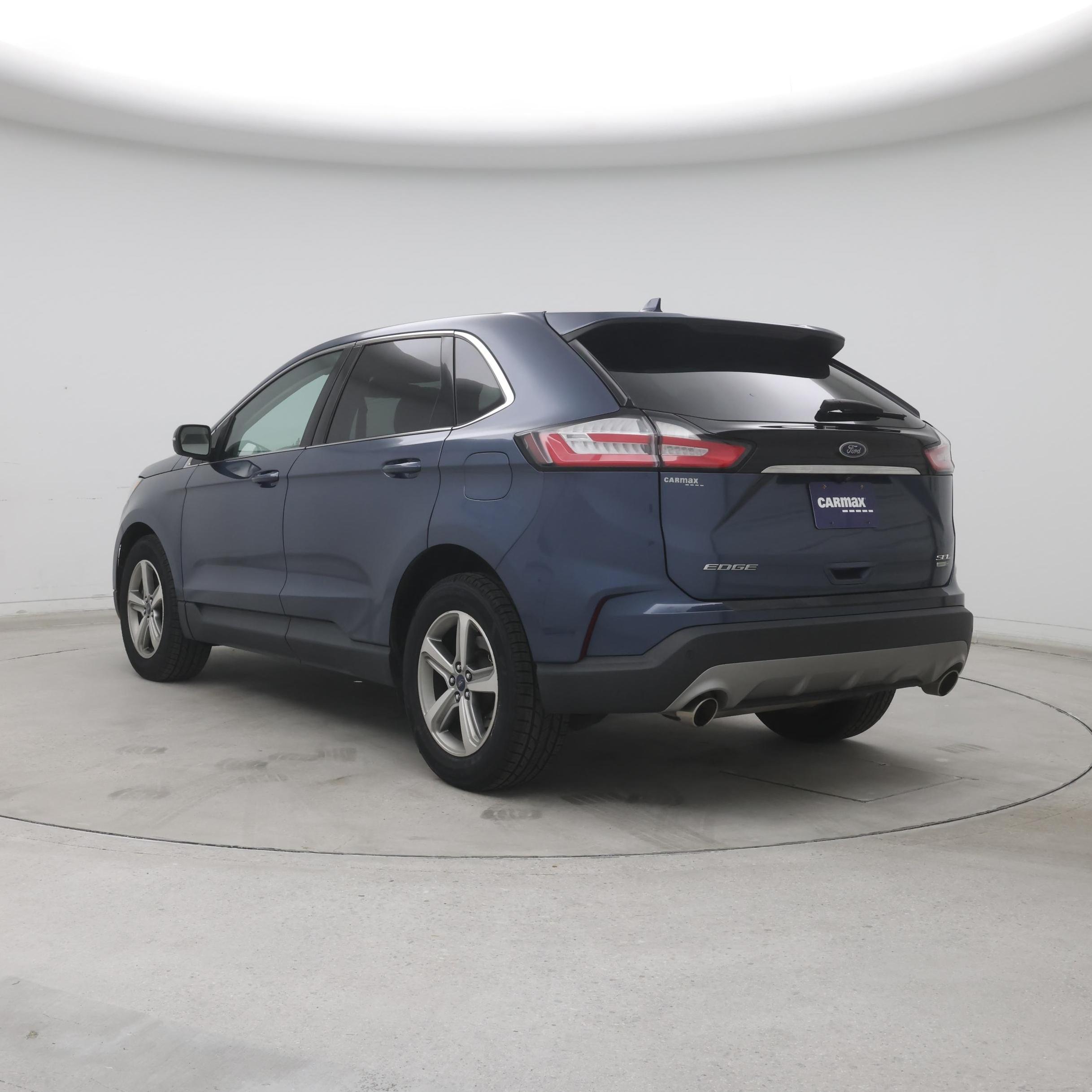 Thumbnail: 2019 Ford Edge - 2