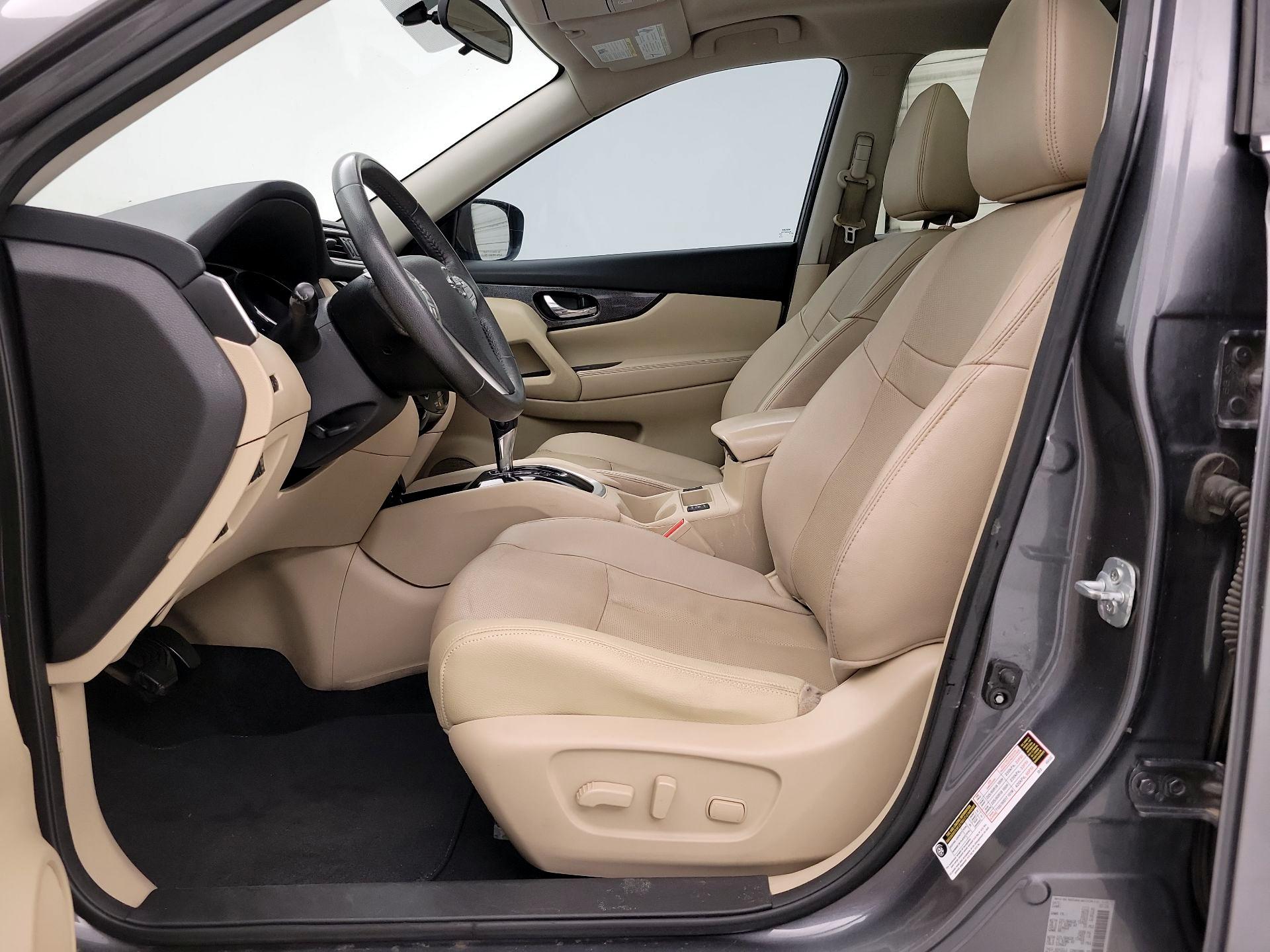 Thumbnail: 2016 Nissan Rogue - 11