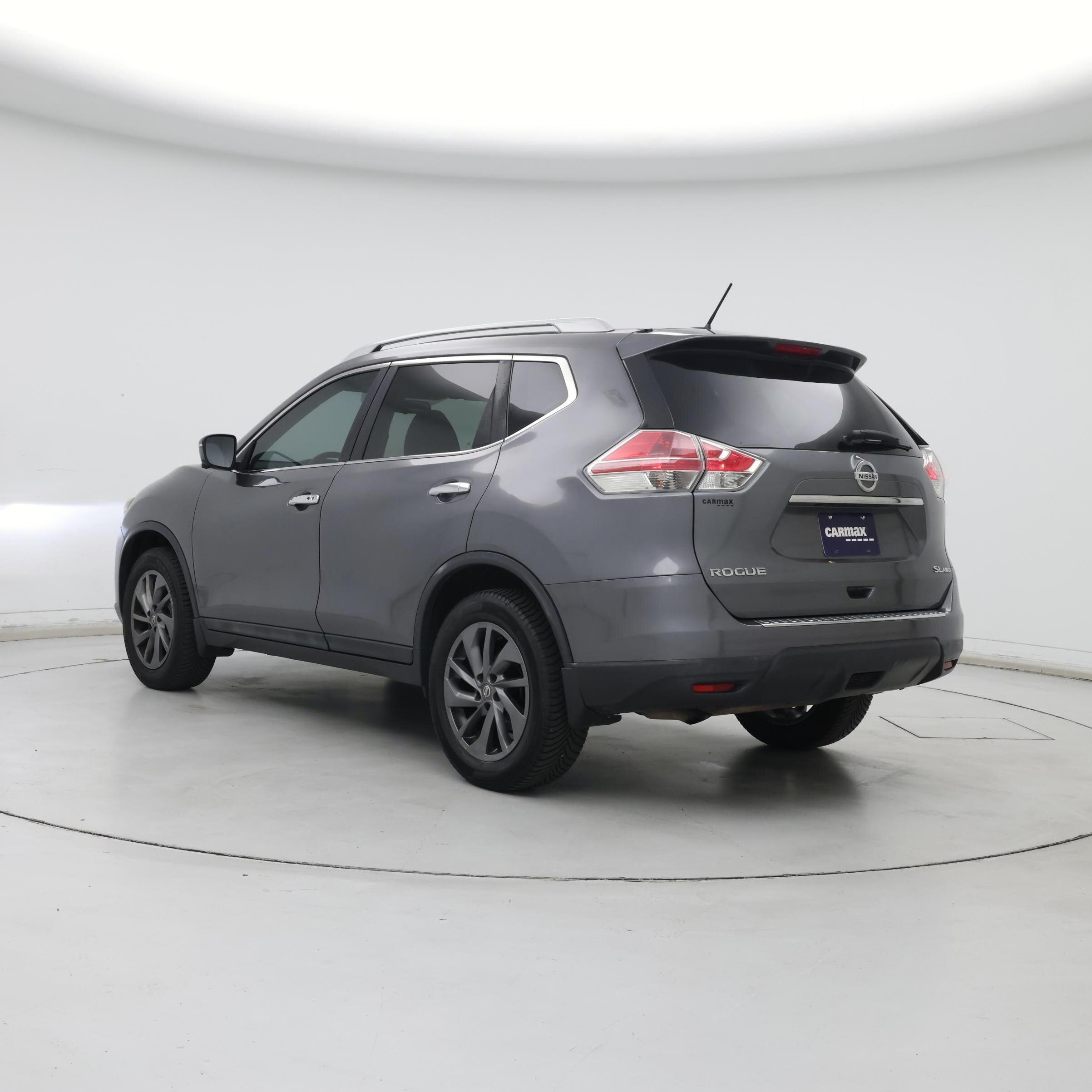 Thumbnail: 2016 Nissan Rogue - 2