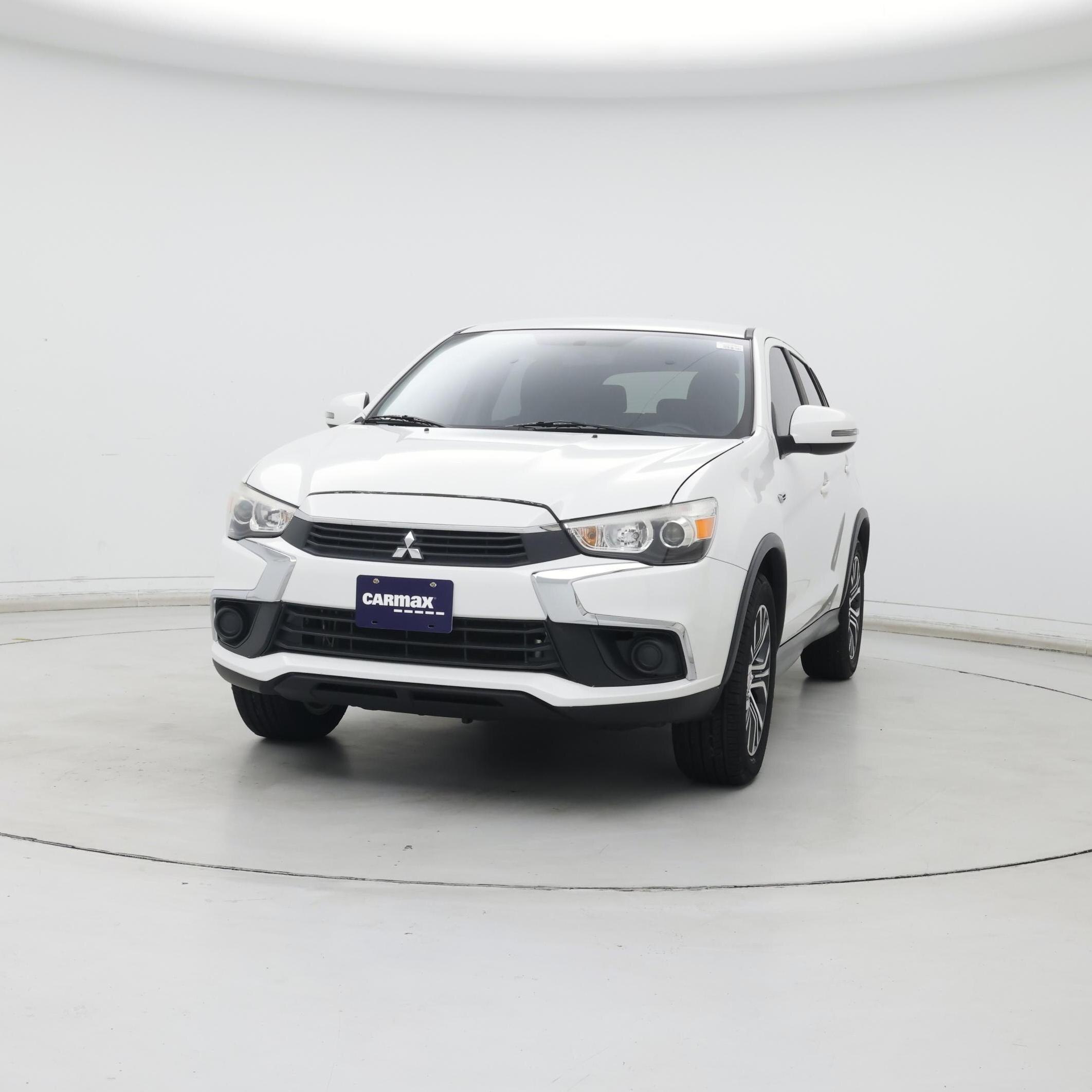 Thumbnail: 2017 Mitsubishi Outlander Sport - 4