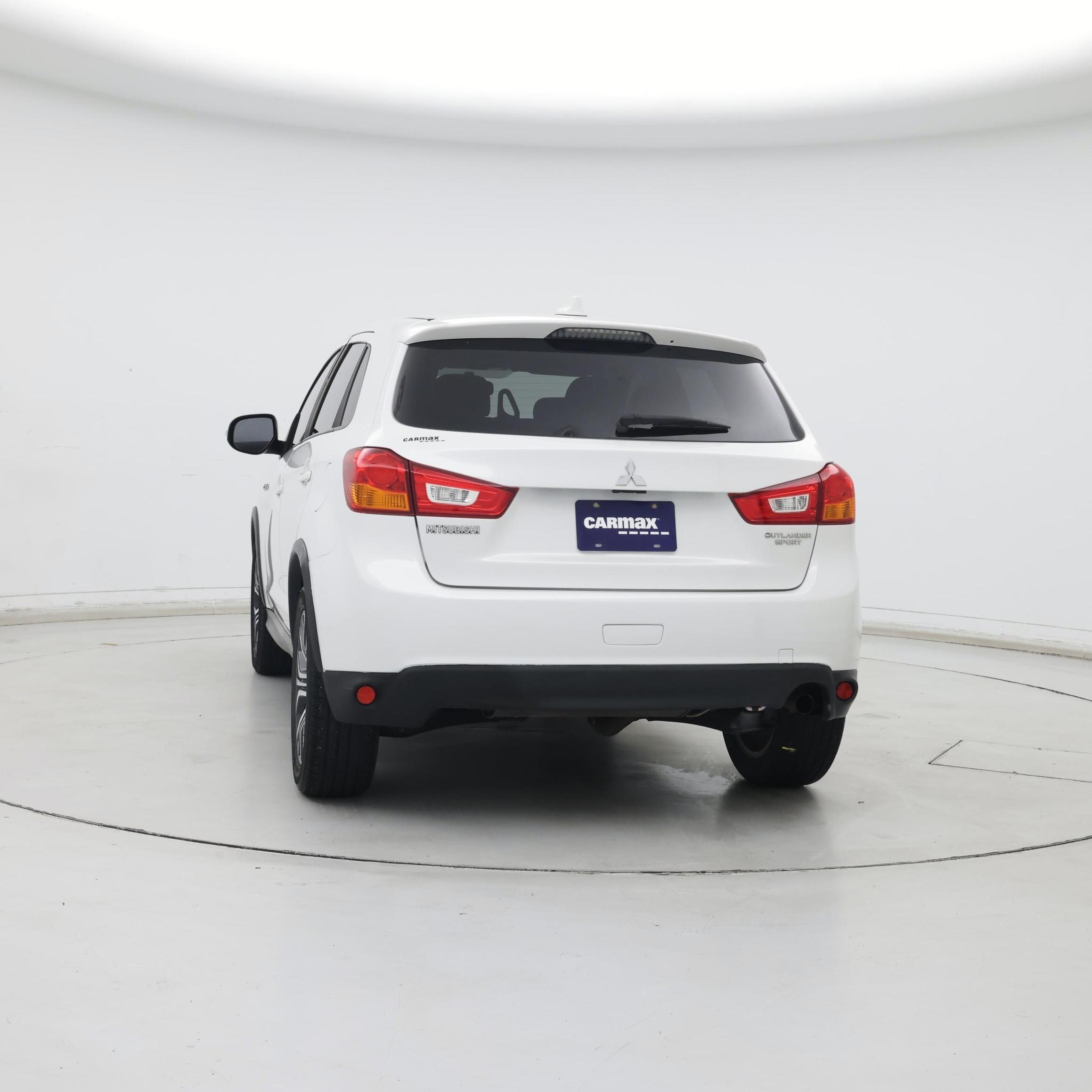 Thumbnail: 2017 Mitsubishi Outlander Sport - 6