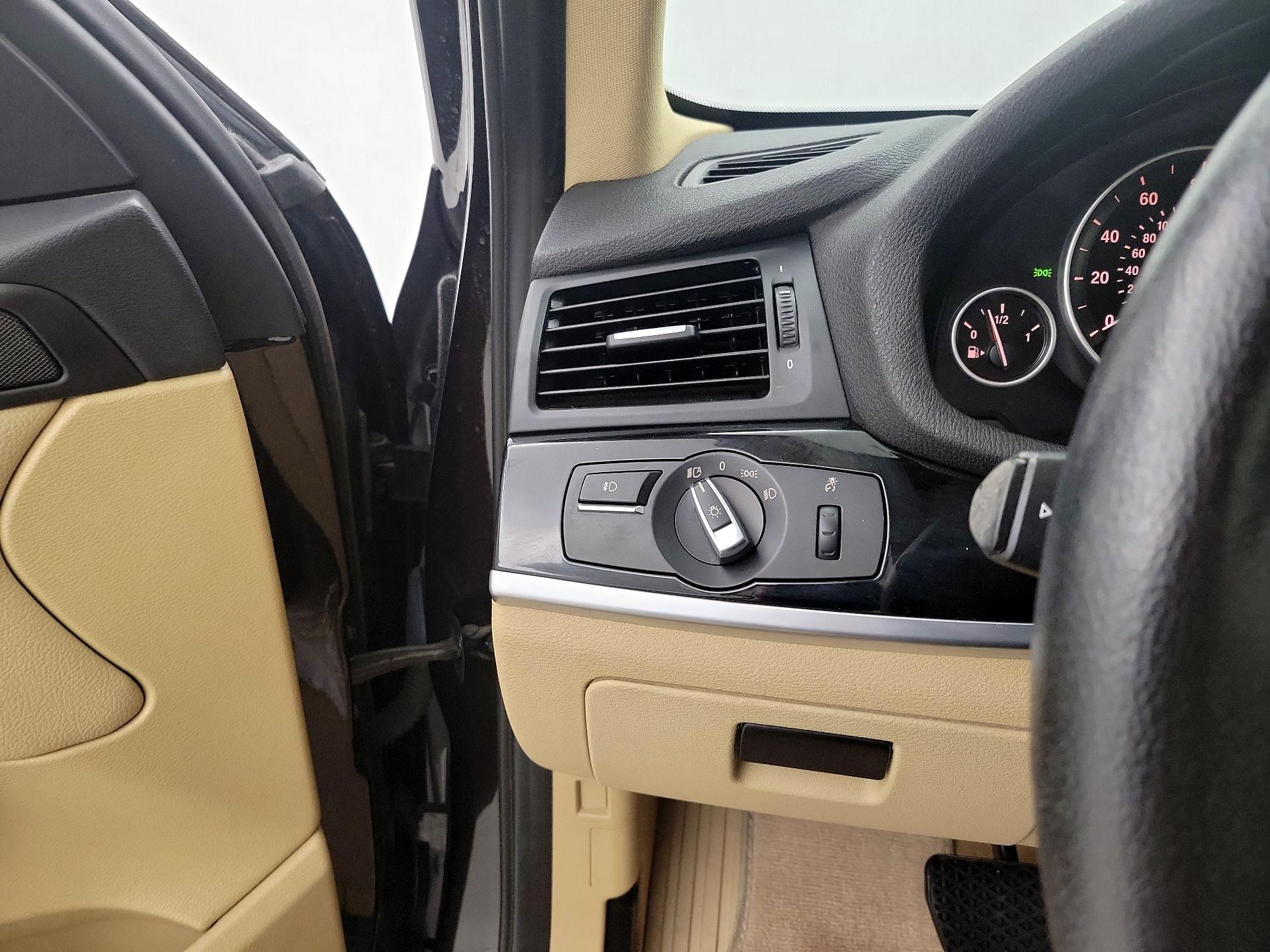 Thumbnail: 2016 BMW X3 - 13