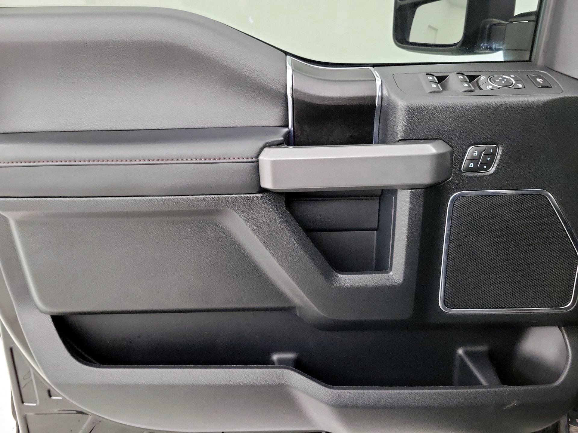 Thumbnail: 2019 Ford F-350 - 12