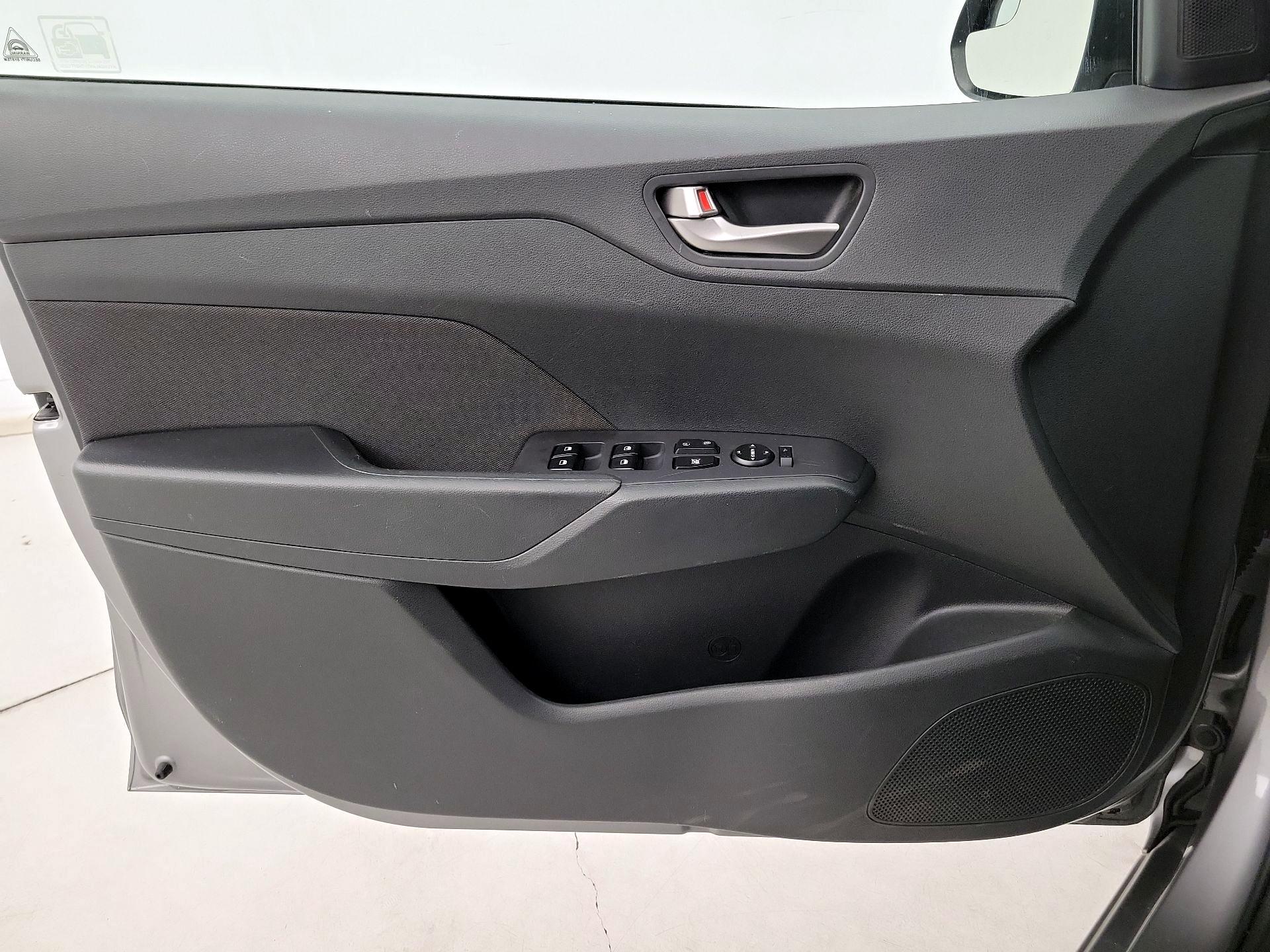 Thumbnail: 2021 Hyundai Accent - 12