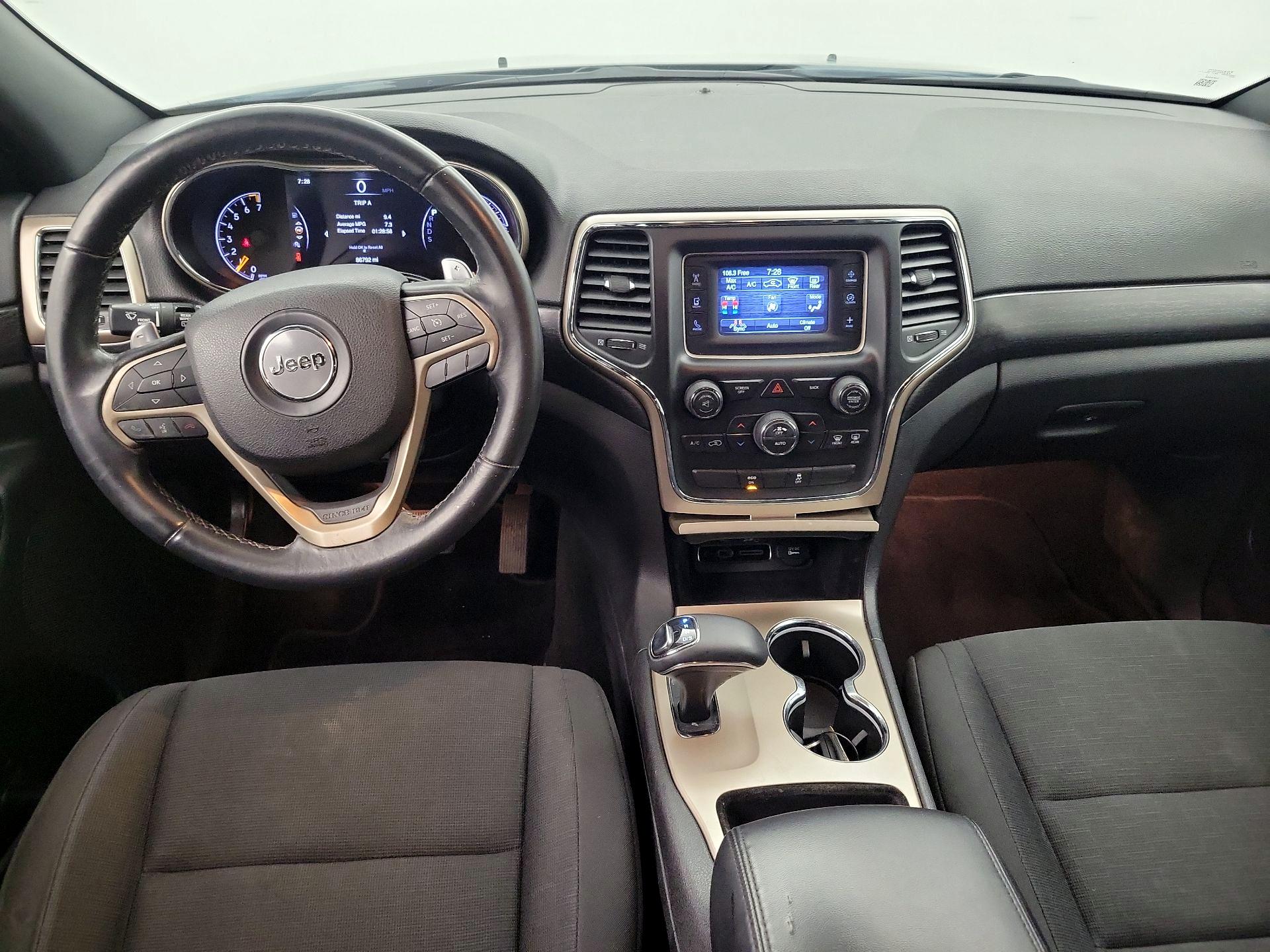 Thumbnail: 2014 Jeep Grand Cherokee - 9