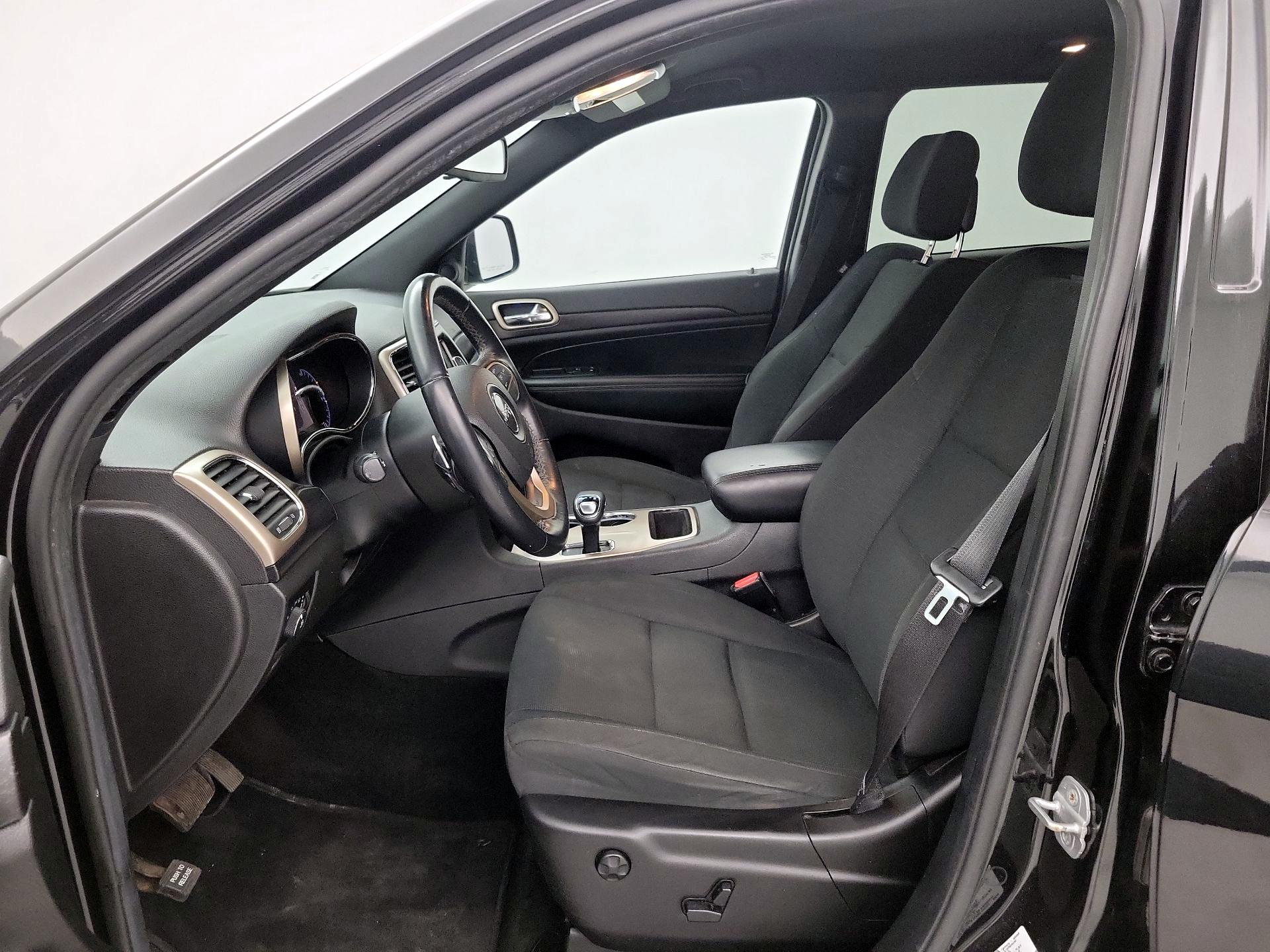 Thumbnail: 2014 Jeep Grand Cherokee - 11