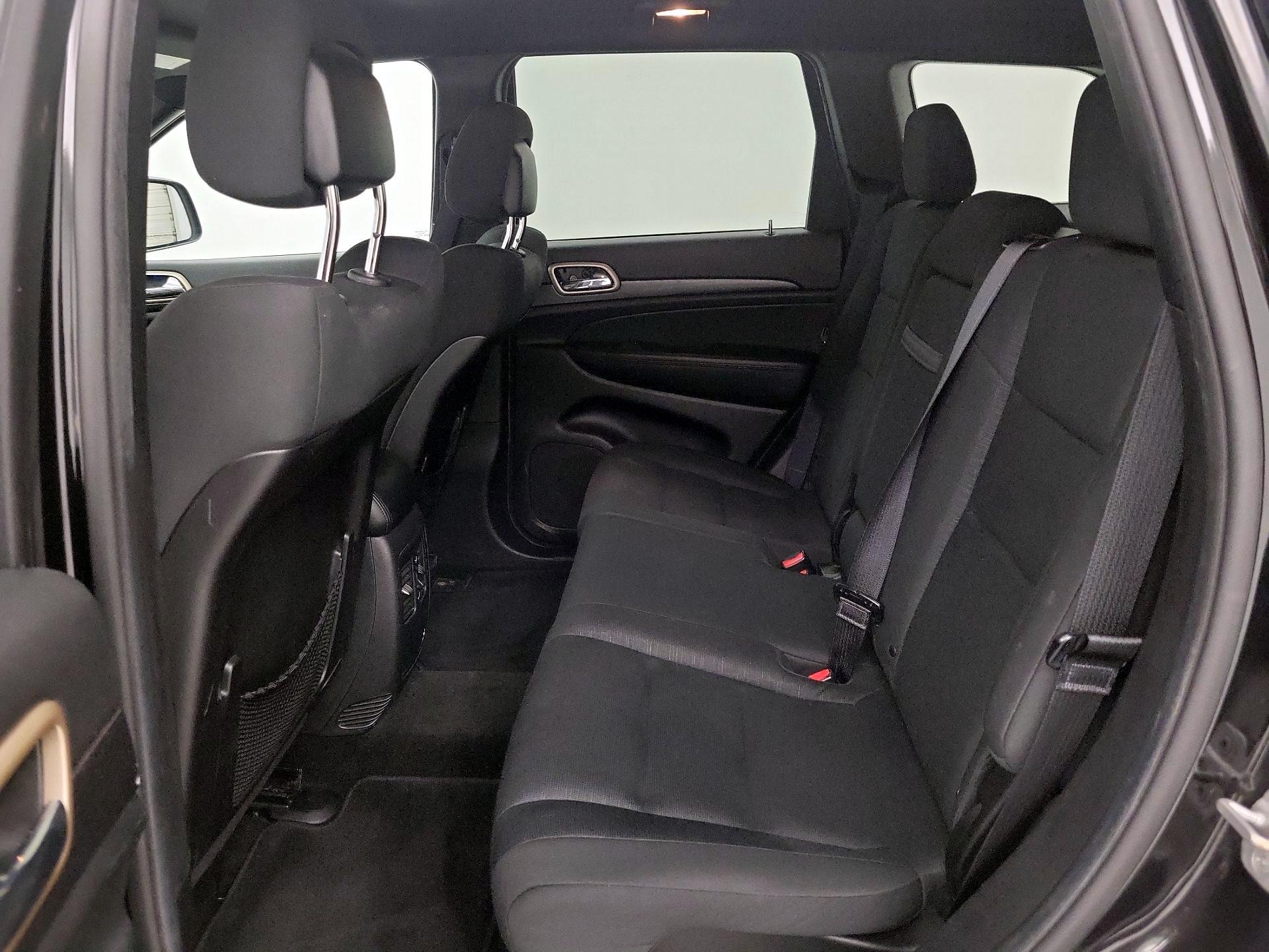 Thumbnail: 2014 Jeep Grand Cherokee - 18