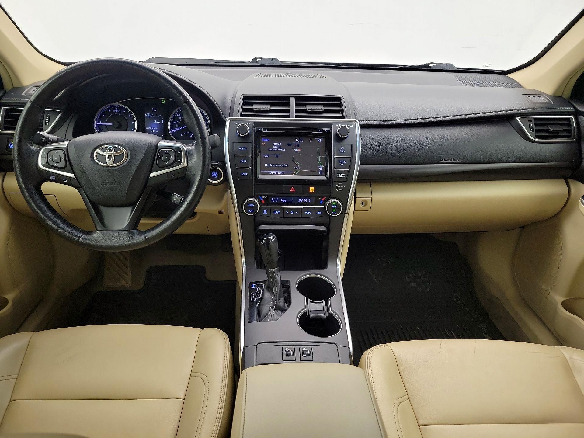 Thumbnail: 2015 Toyota Camry - 9