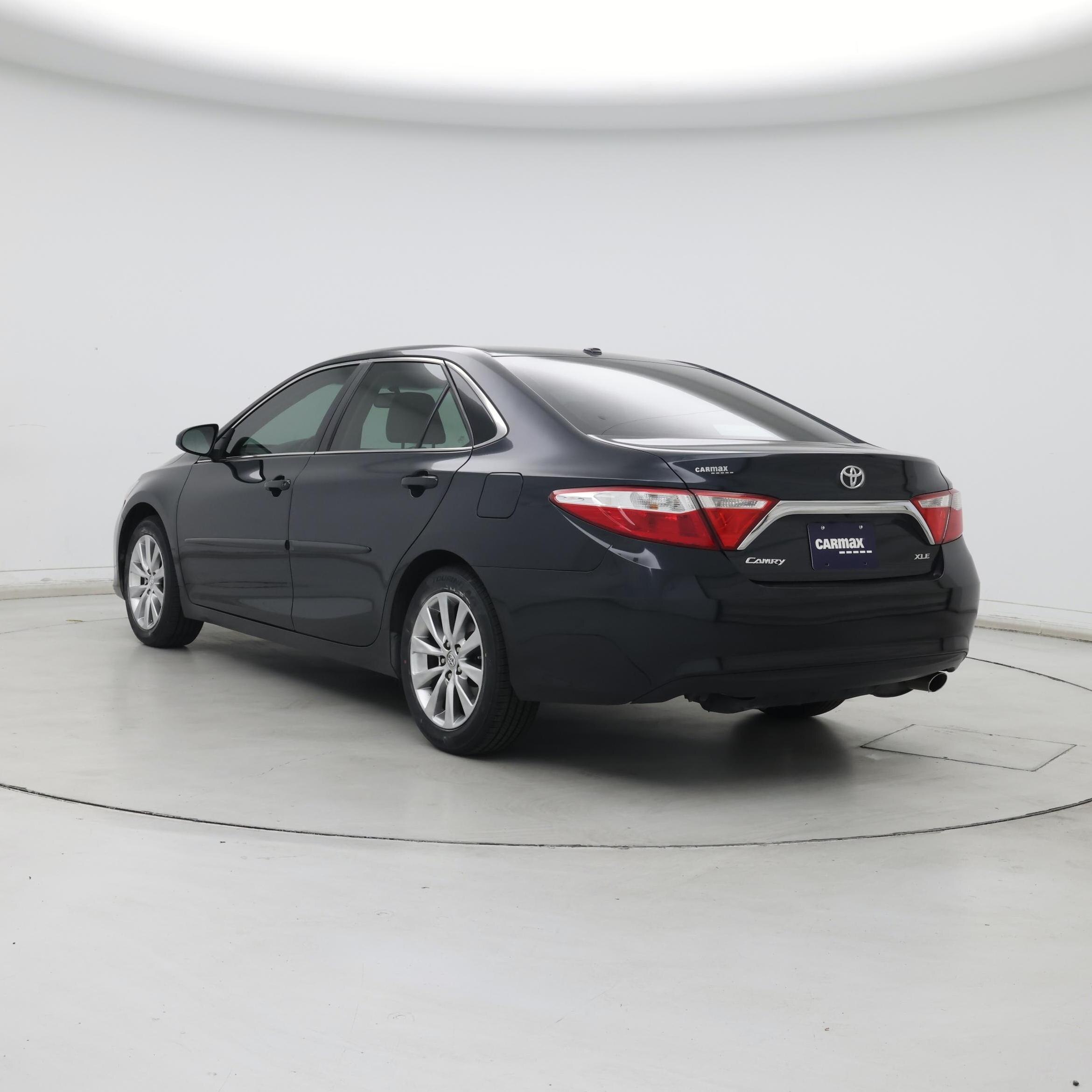 Thumbnail: 2015 Toyota Camry - 2