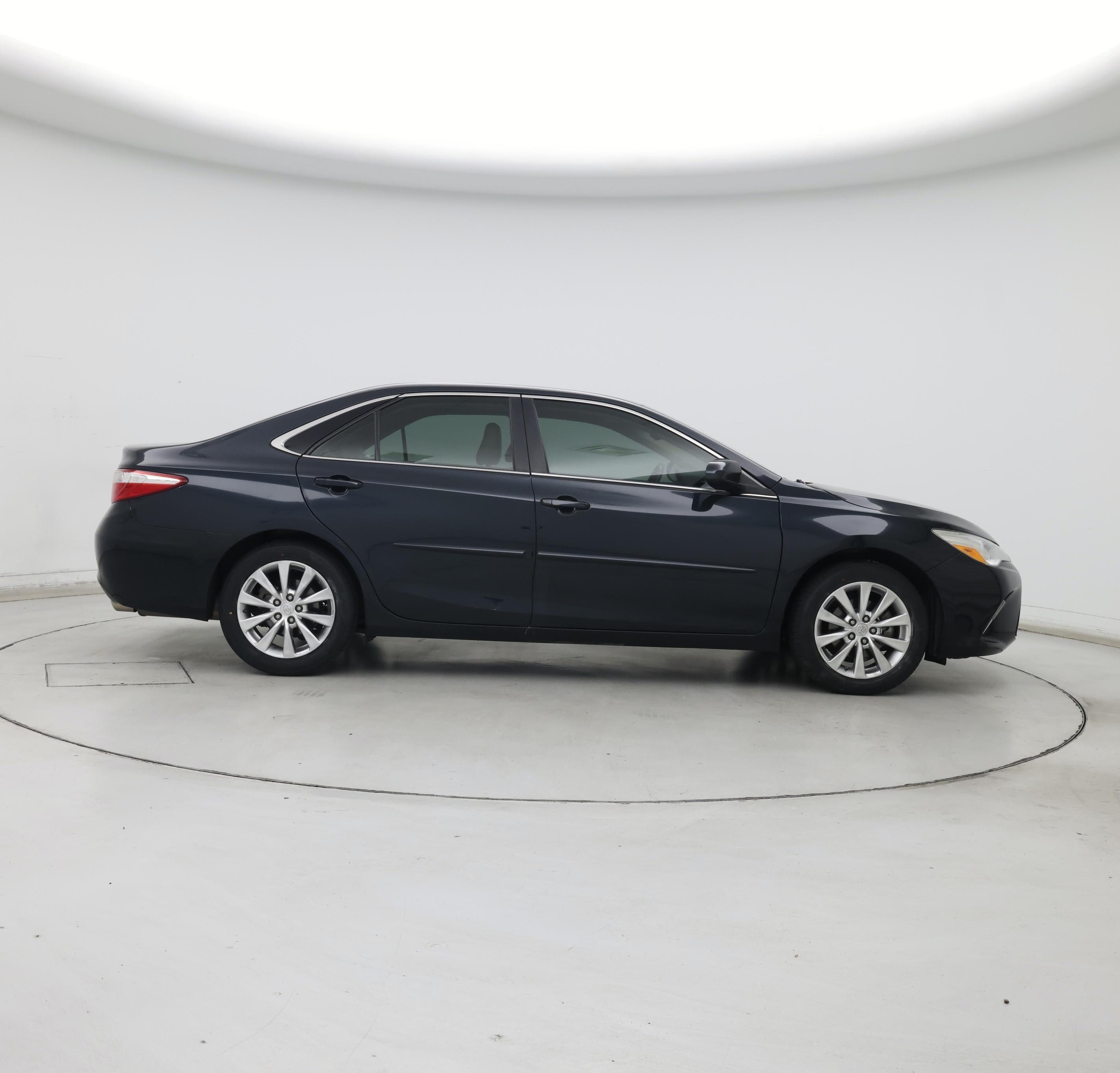 Thumbnail: 2015 Toyota Camry - 7