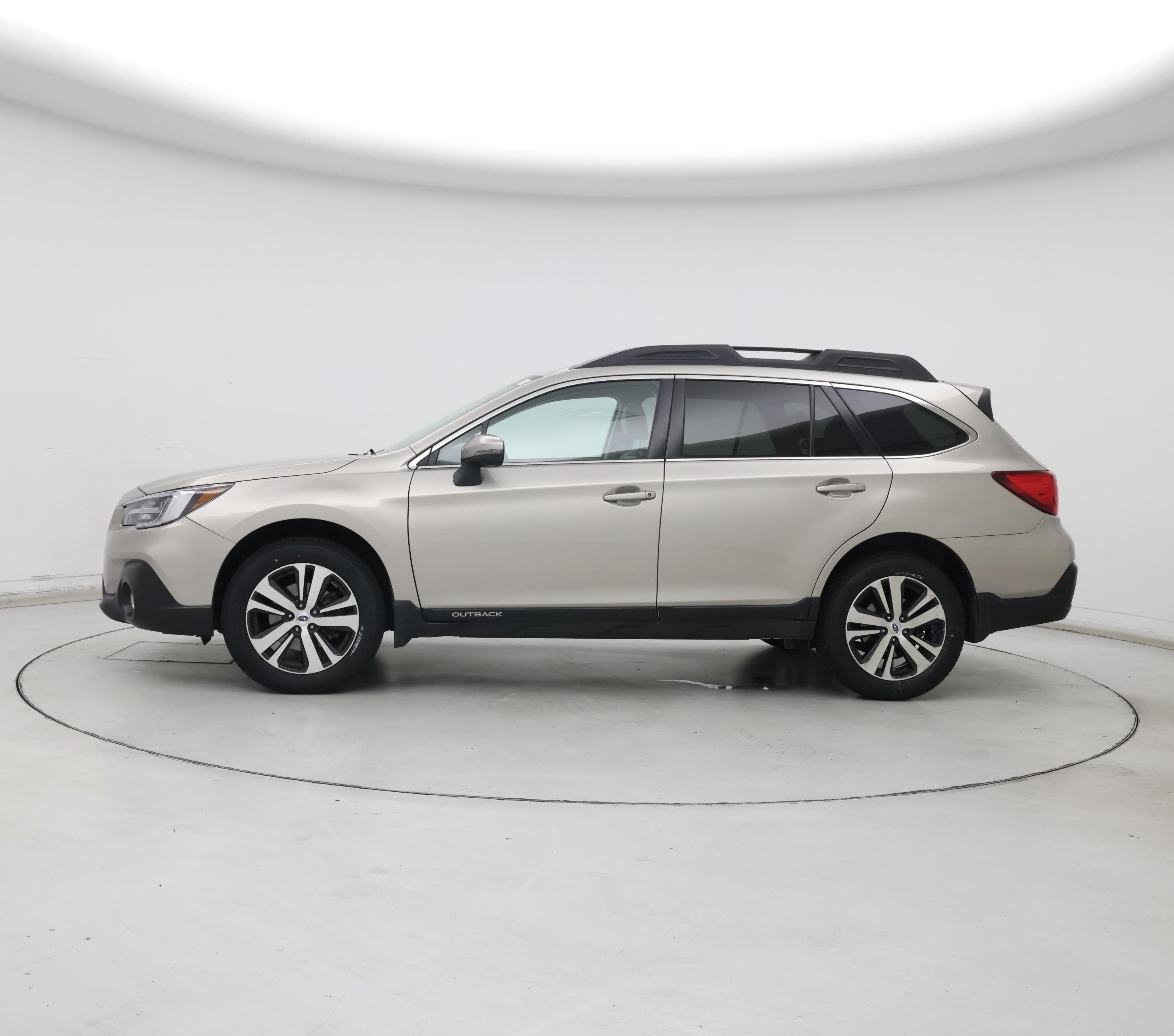 Thumbnail: 2019 Subaru Outback - 3