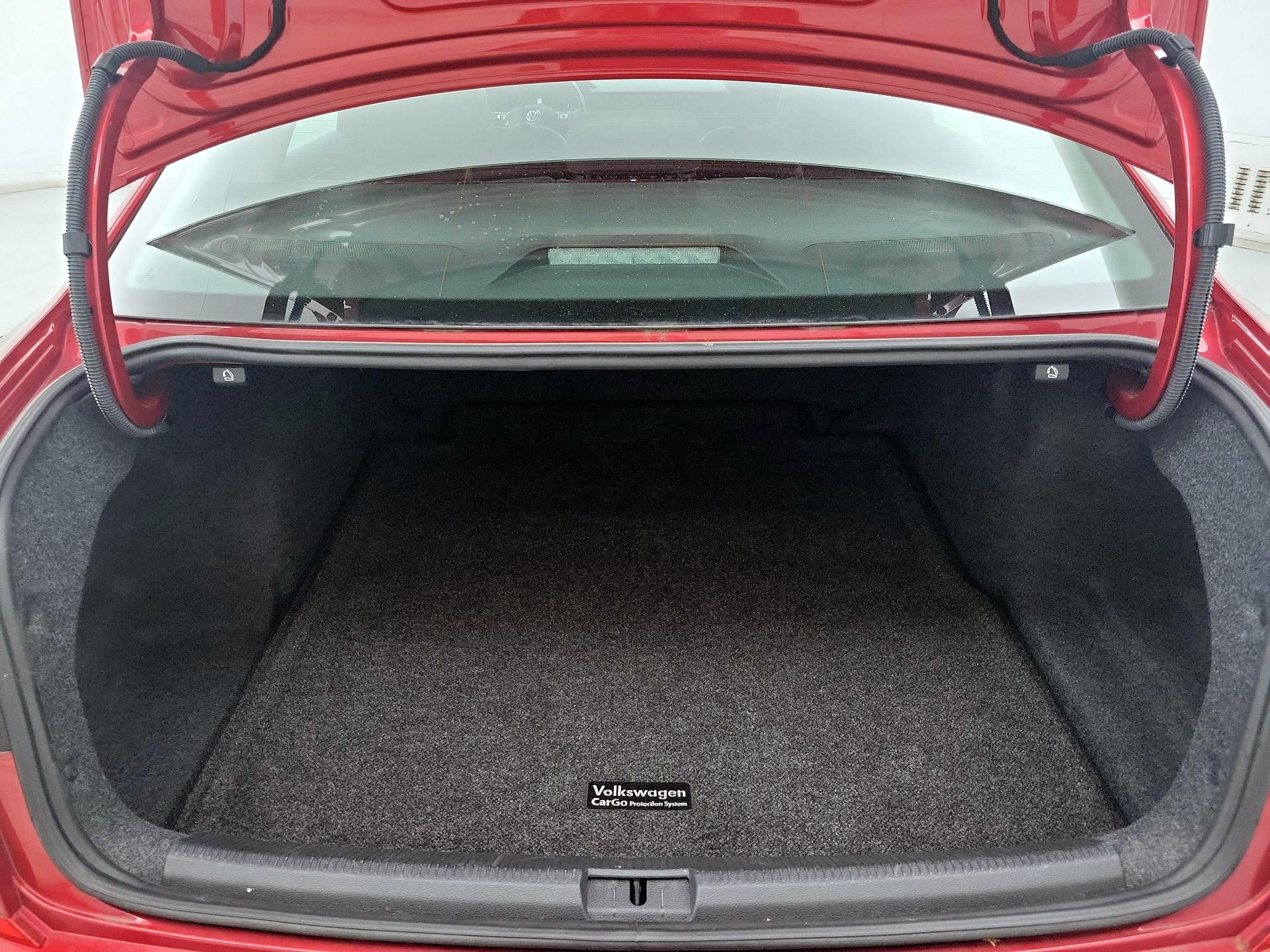 Thumbnail: 2020 Volkswagen Passat - 20