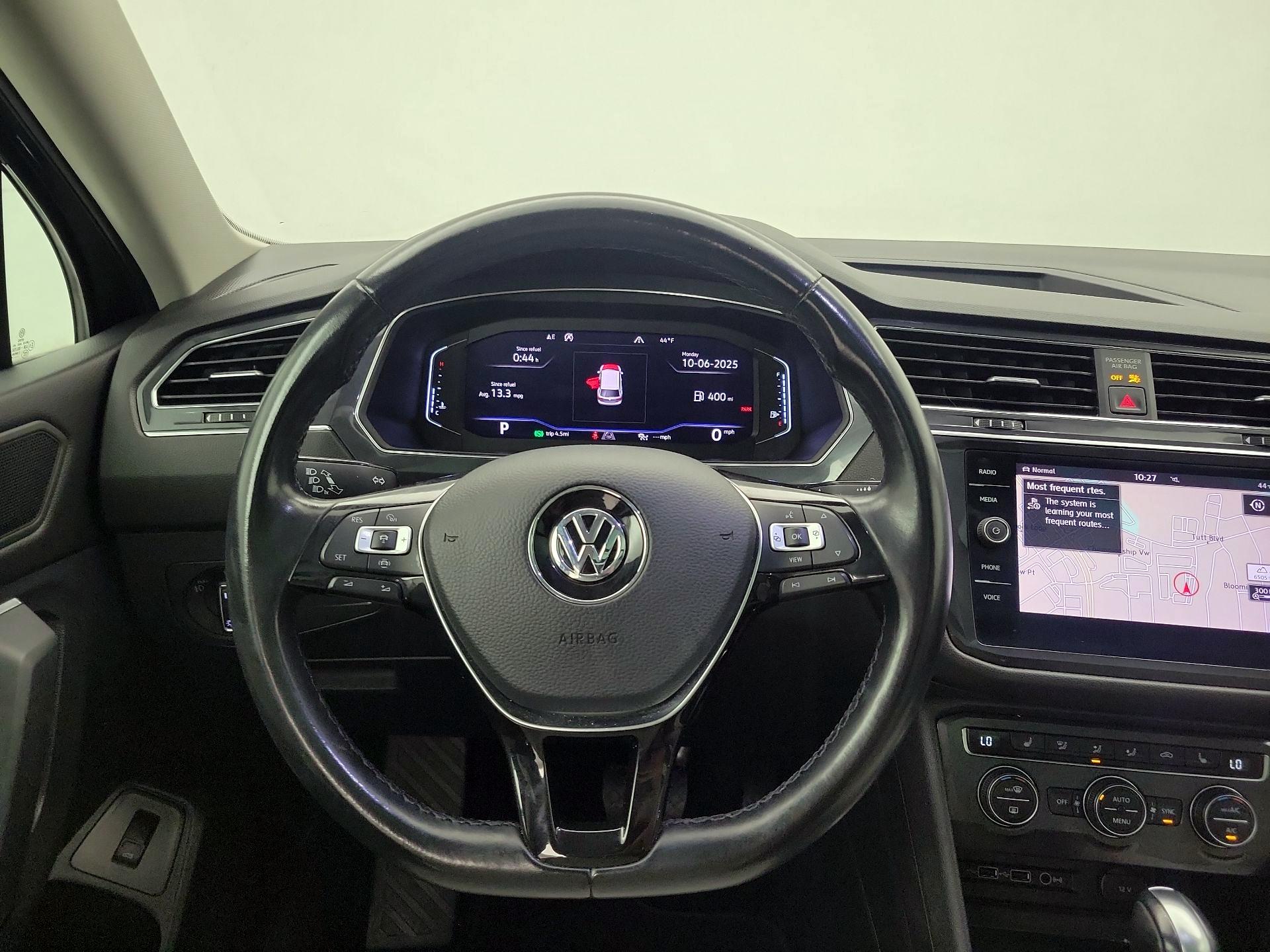 Thumbnail: 2019 Volkswagen Tiguan - 10