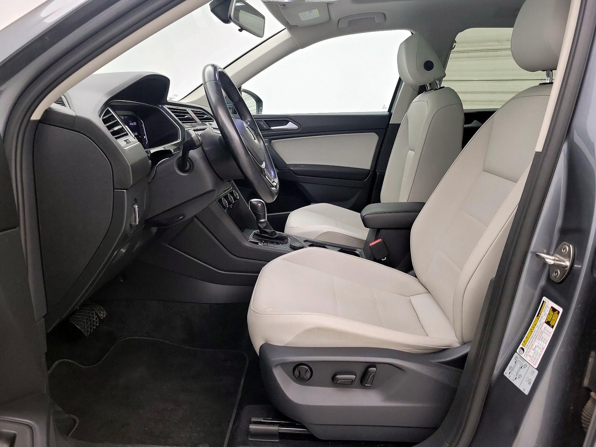 Thumbnail: 2019 Volkswagen Tiguan - 11