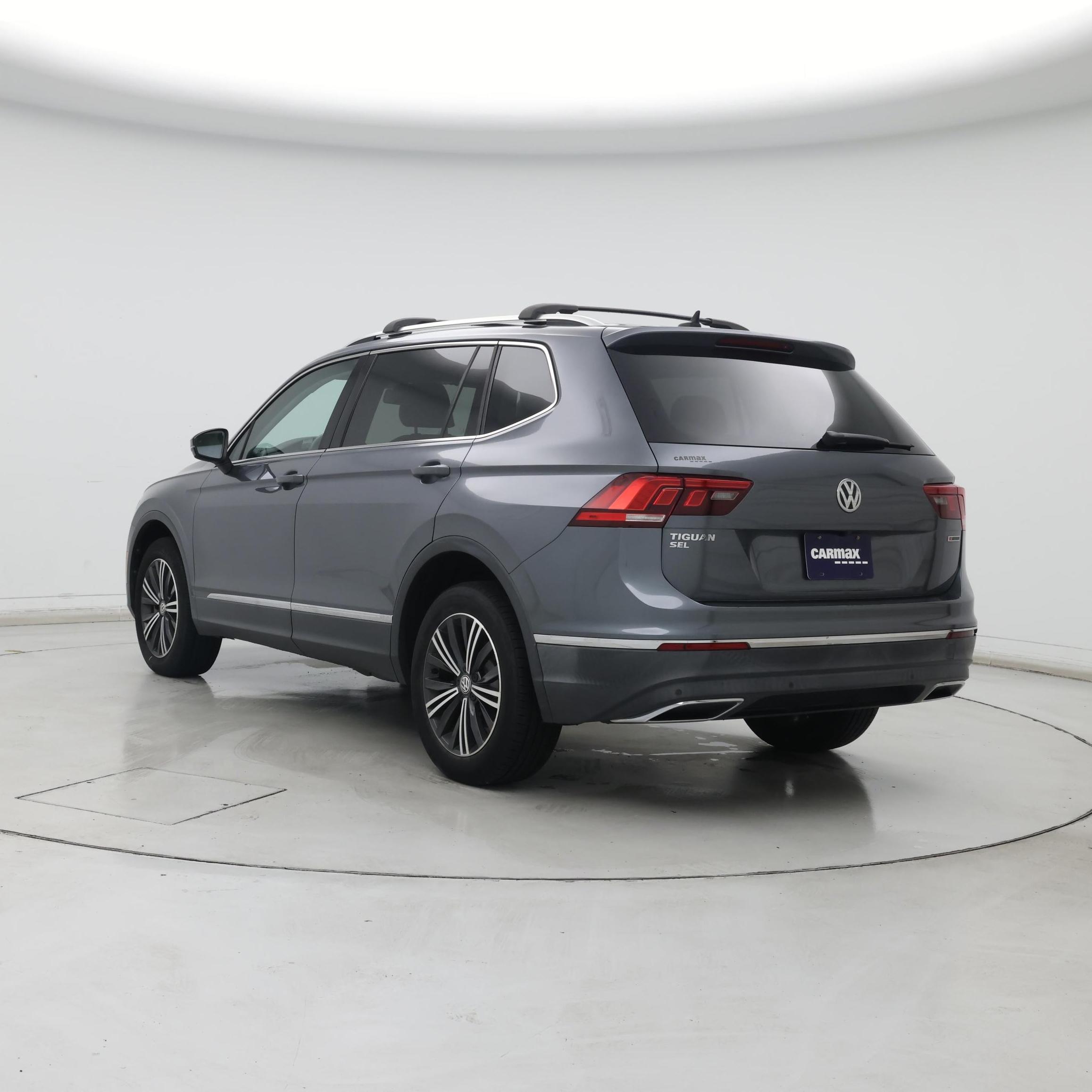 Thumbnail: 2019 Volkswagen Tiguan - 2